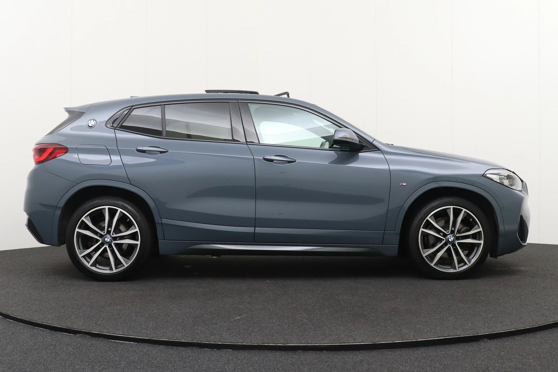 Hoofdafbeelding BMW X2