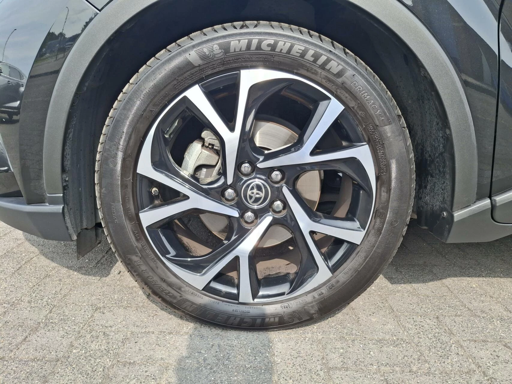 Hoofdafbeelding Toyota C-HR