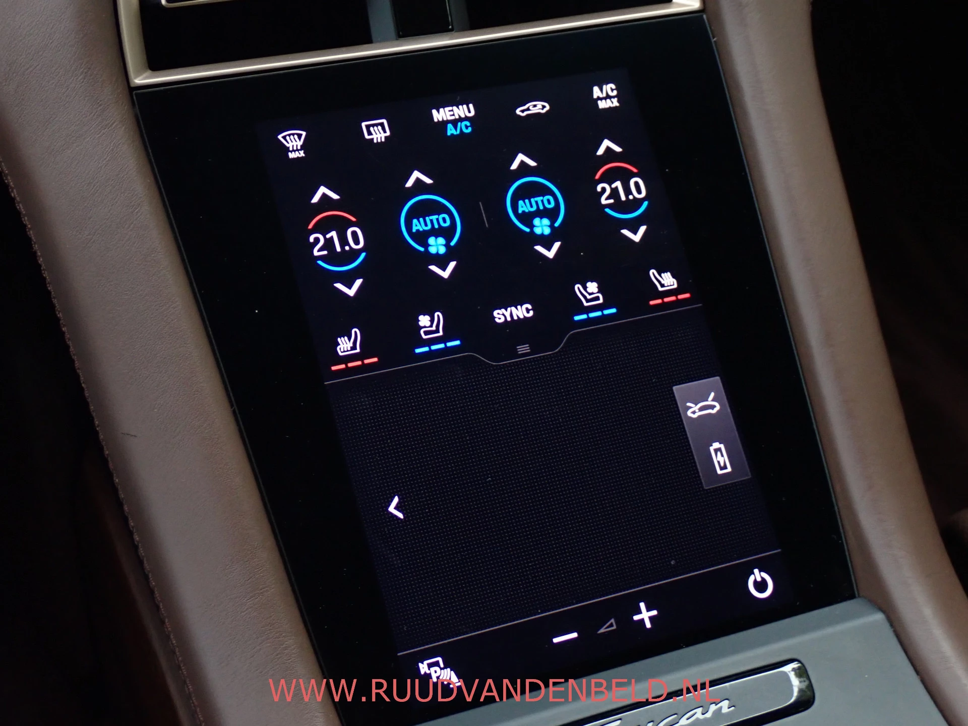 Hoofdafbeelding Porsche Taycan