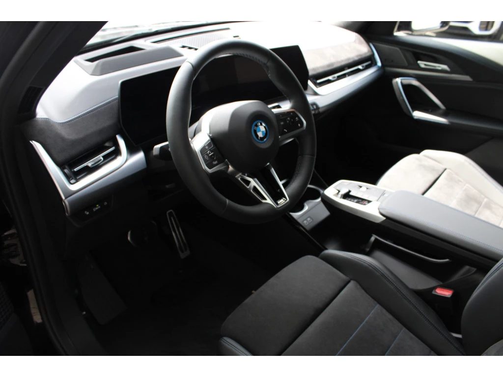 Hoofdafbeelding BMW iX1