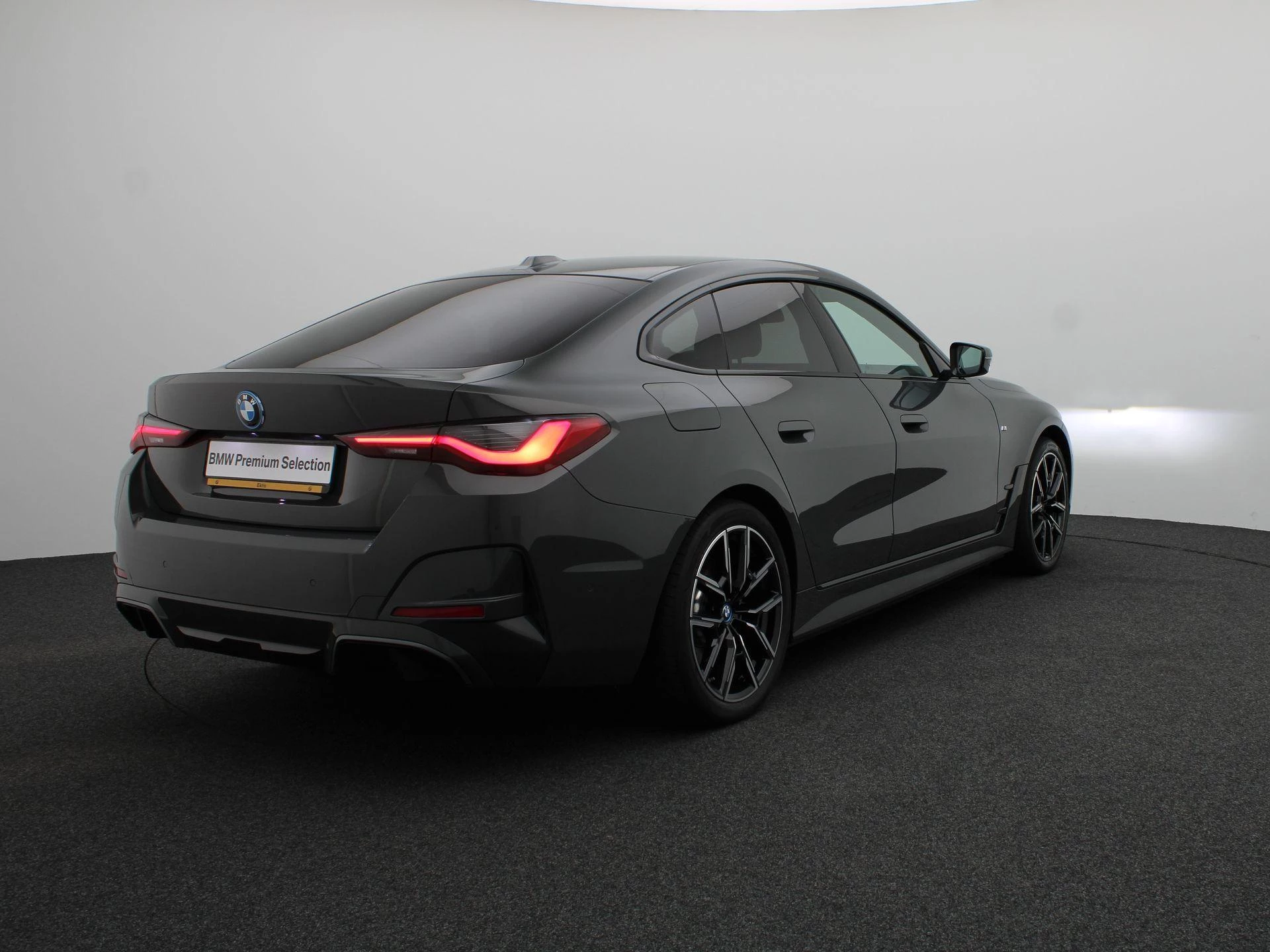 Hoofdafbeelding BMW i4