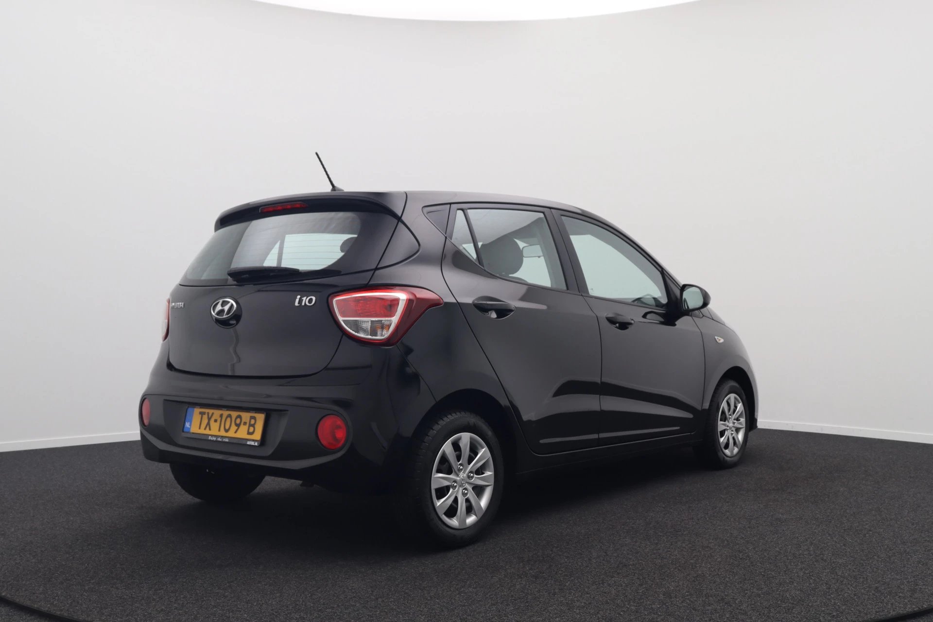 Hoofdafbeelding Hyundai i10