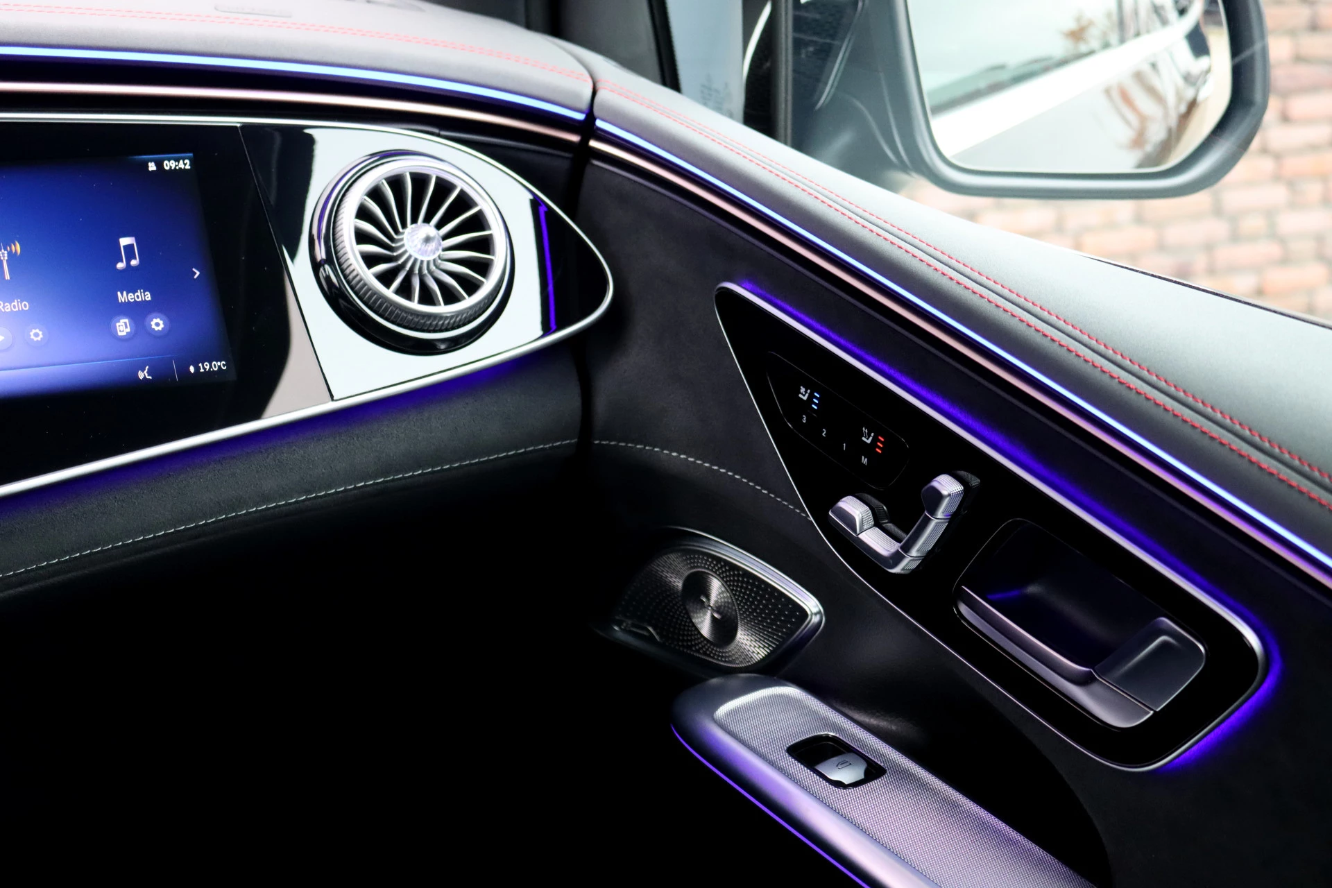 Hoofdafbeelding Mercedes-Benz EQE