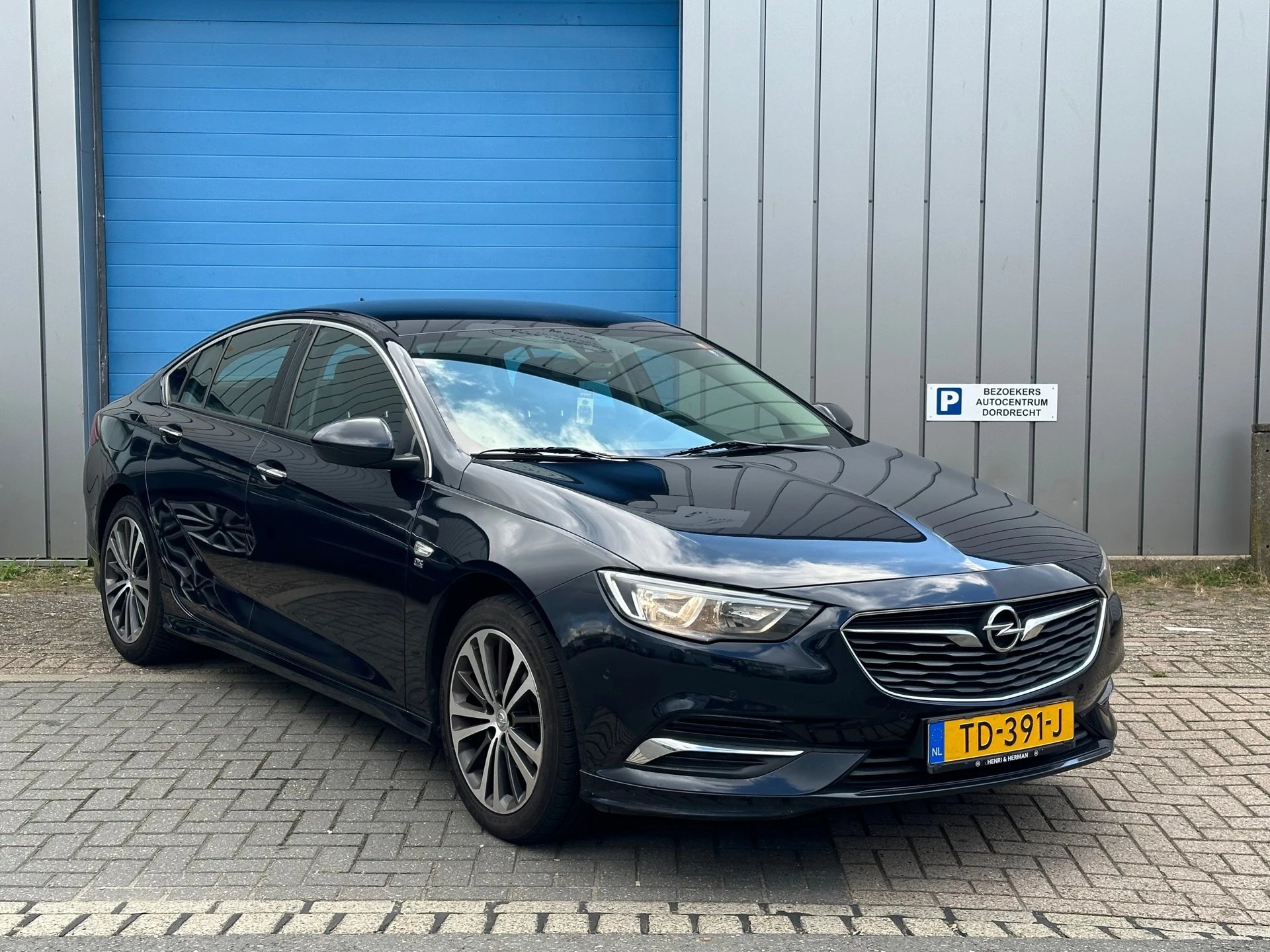 Hoofdafbeelding Opel Insignia