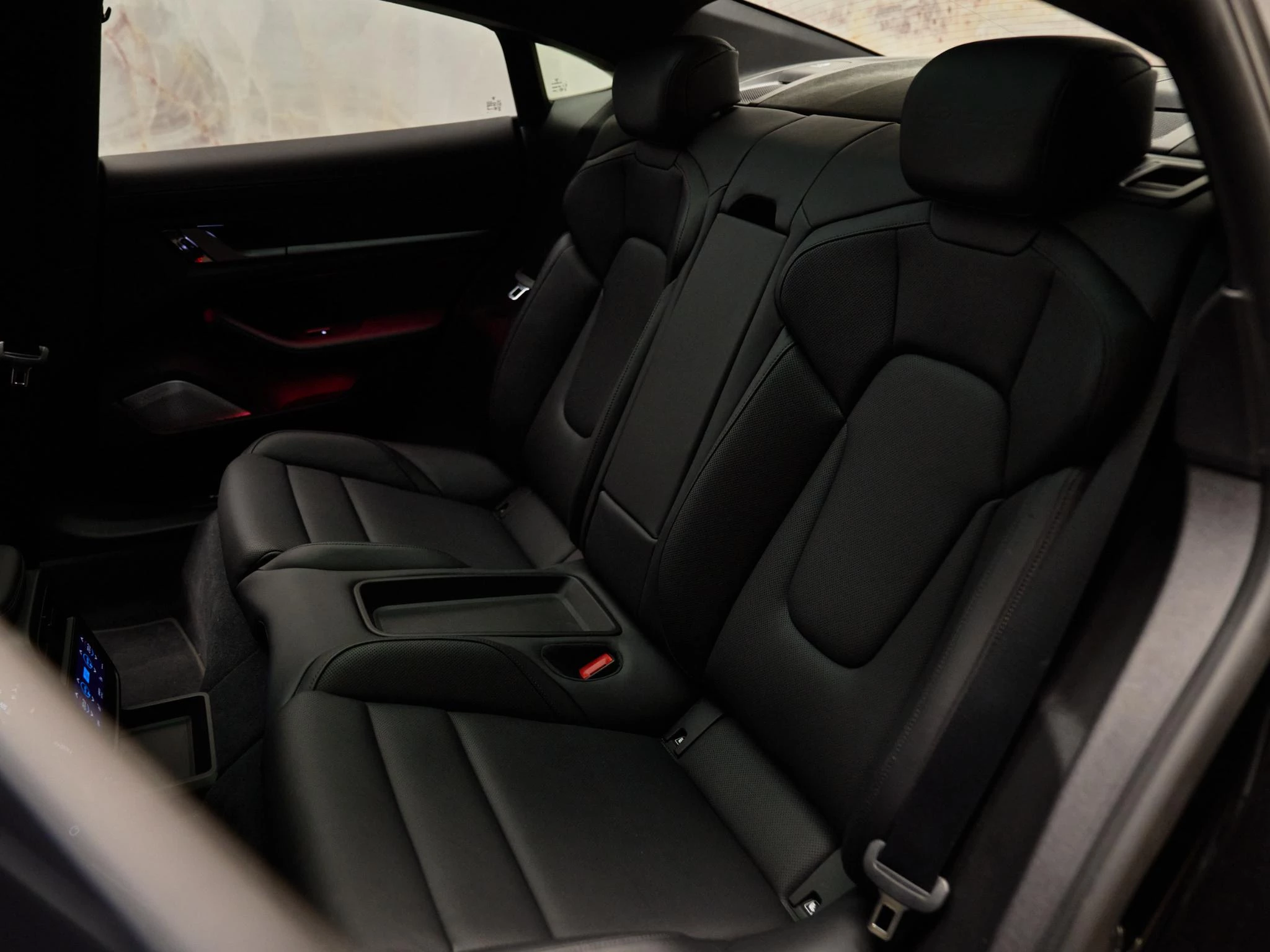 Hoofdafbeelding Porsche Taycan