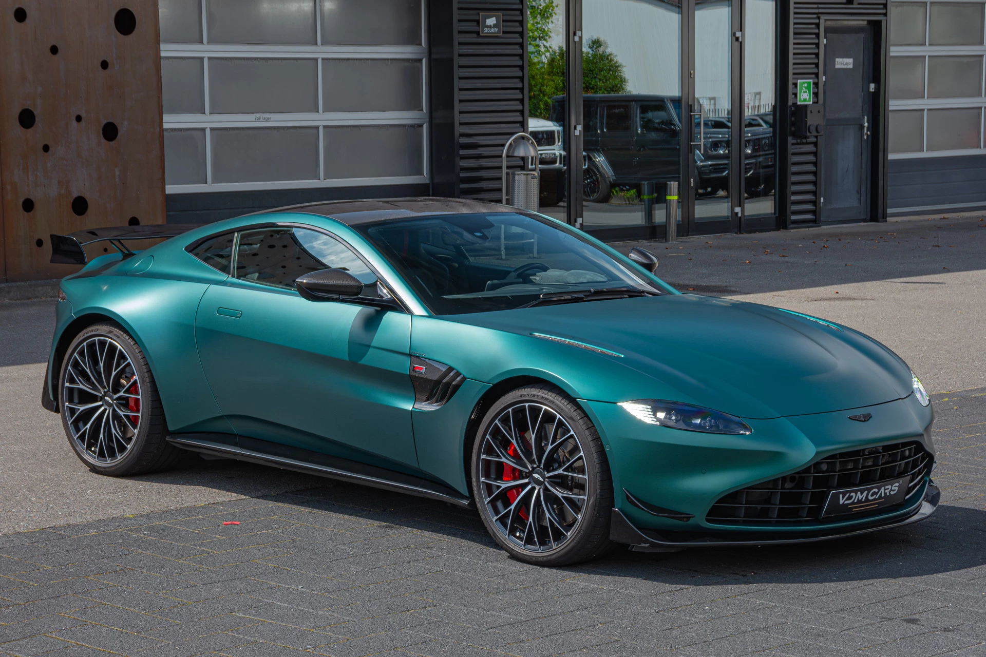 Hoofdafbeelding Aston Martin V8 Vantage