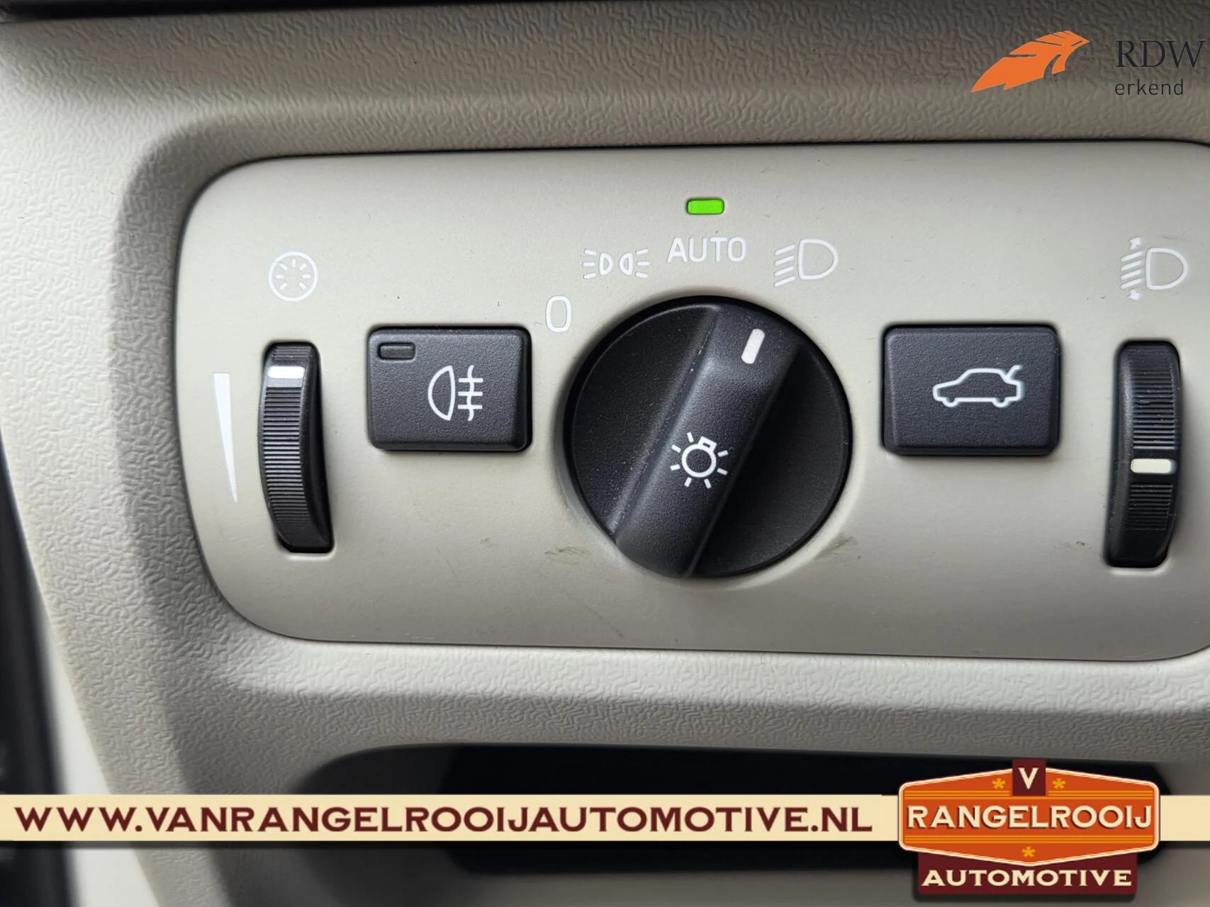 Hoofdafbeelding Volvo V40