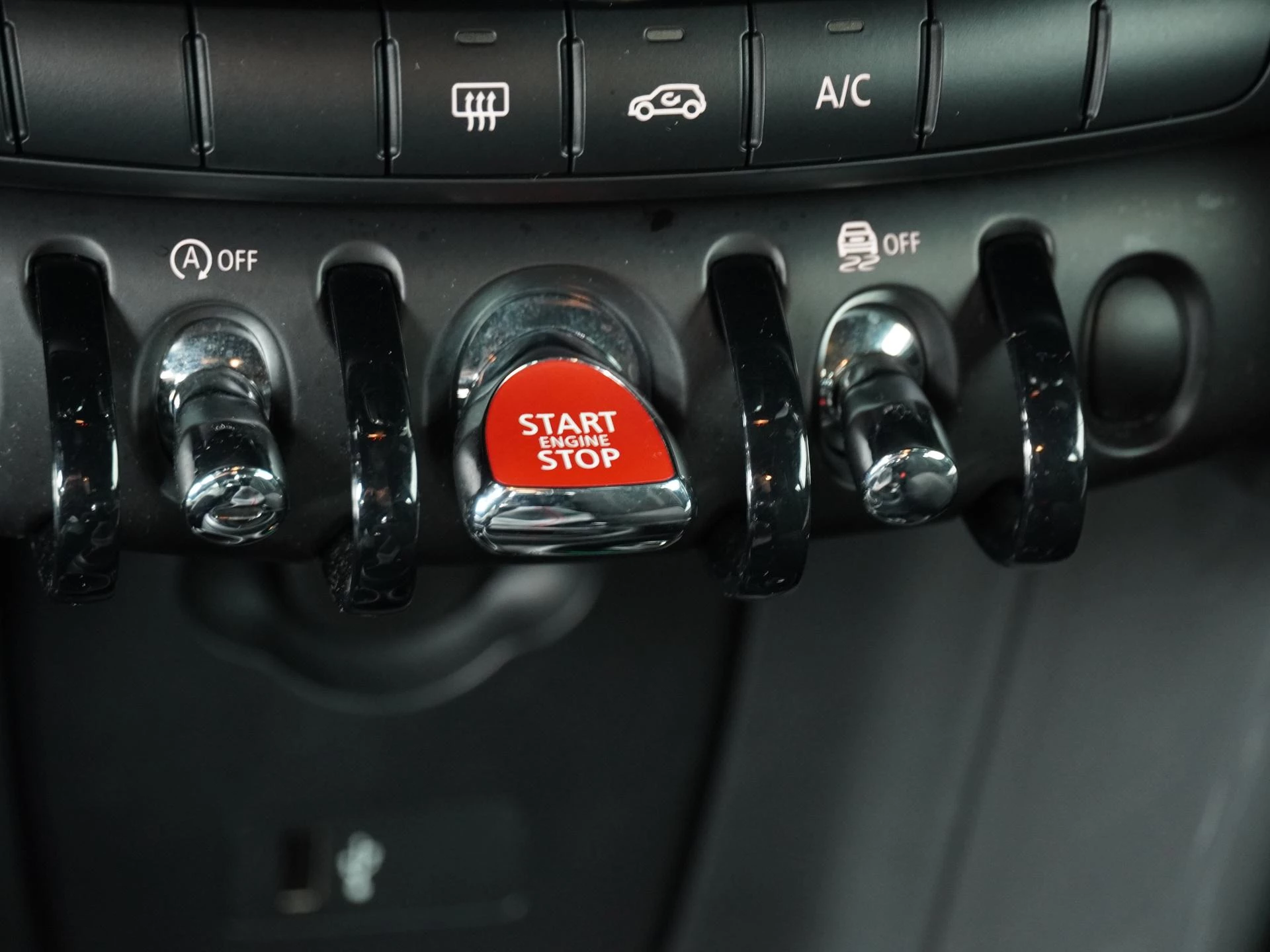 Hoofdafbeelding MINI 5-deurs