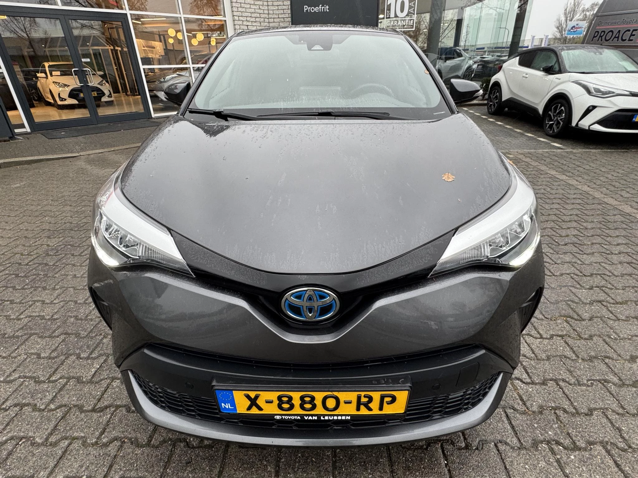 Hoofdafbeelding Toyota C-HR