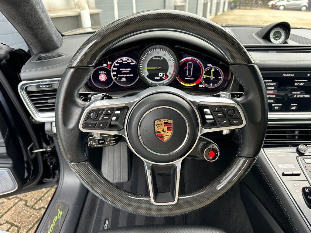 Hoofdafbeelding Porsche Panamera