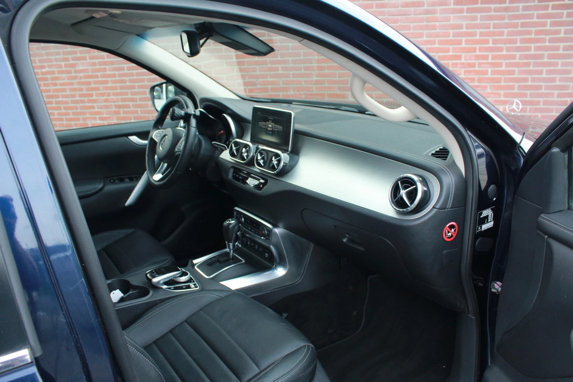 Hoofdafbeelding Mercedes-Benz X-Klasse
