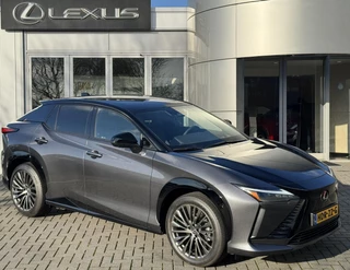 Hoofdafbeelding Lexus RZ Lexus RZ 300e President Line 71 kWh DIRECT LEVERBAAR PANO STOELVENT HEAD-UP 20" LM-VELGEN MARK LEVINSON