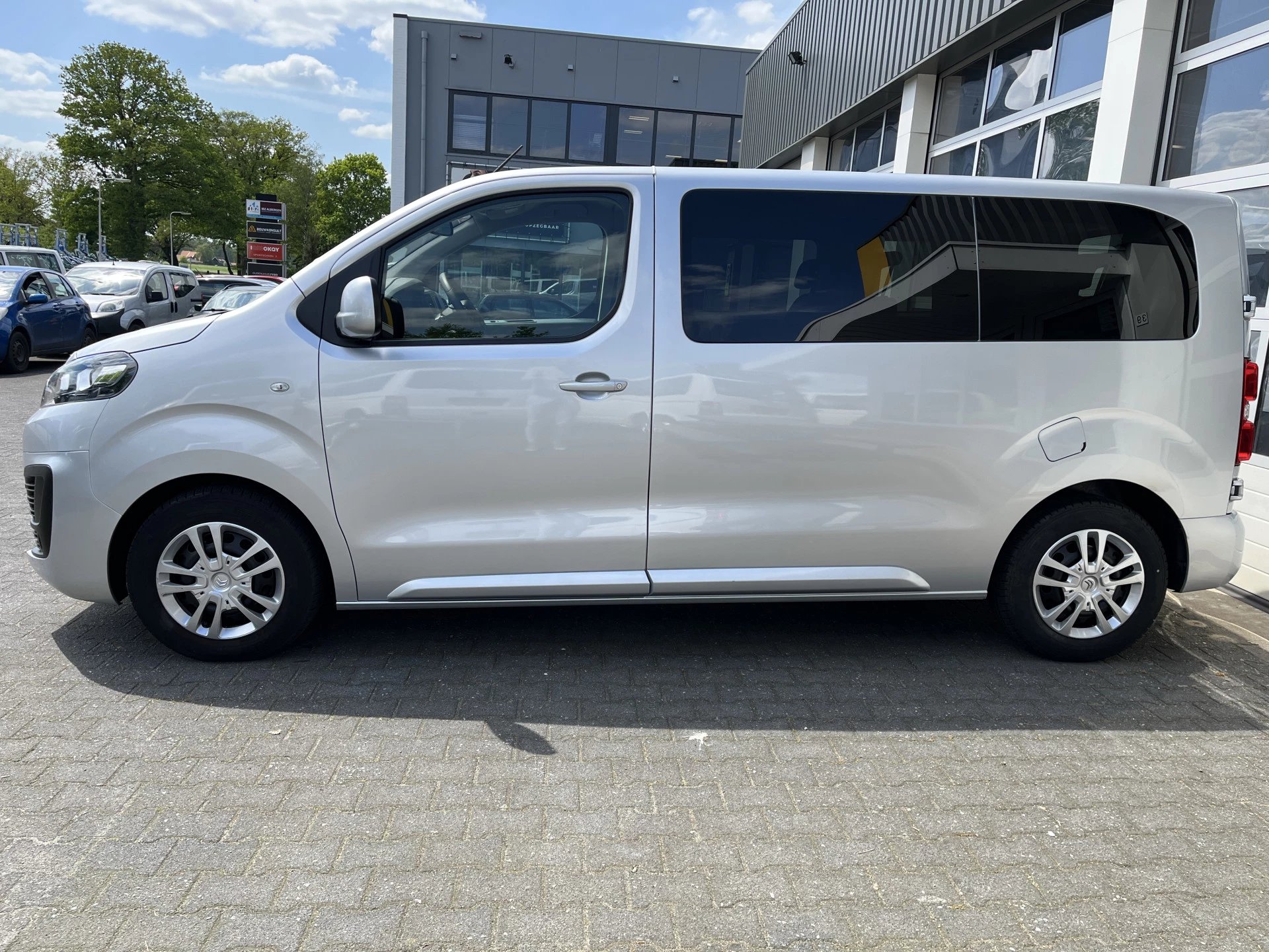 Hoofdafbeelding Citroën SpaceTourer 8-persoons