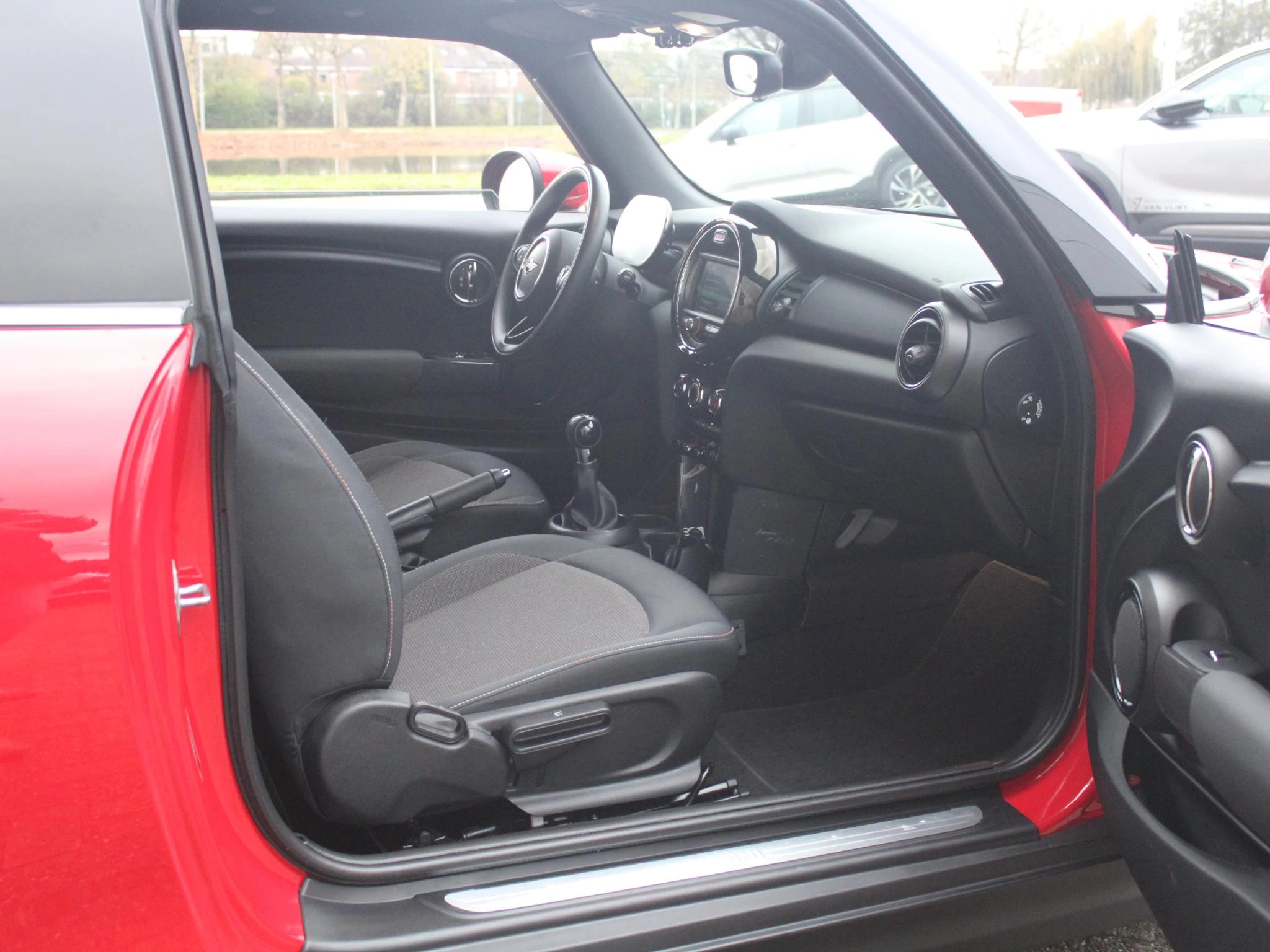 Hoofdafbeelding MINI One