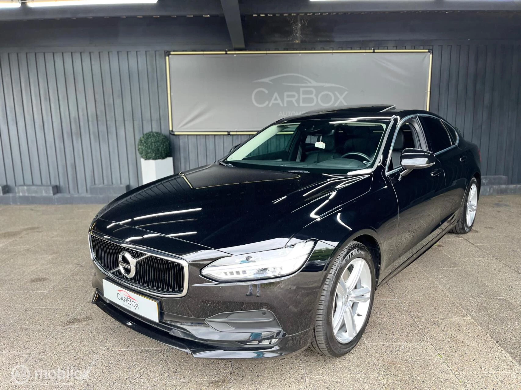 Hoofdafbeelding Volvo S90