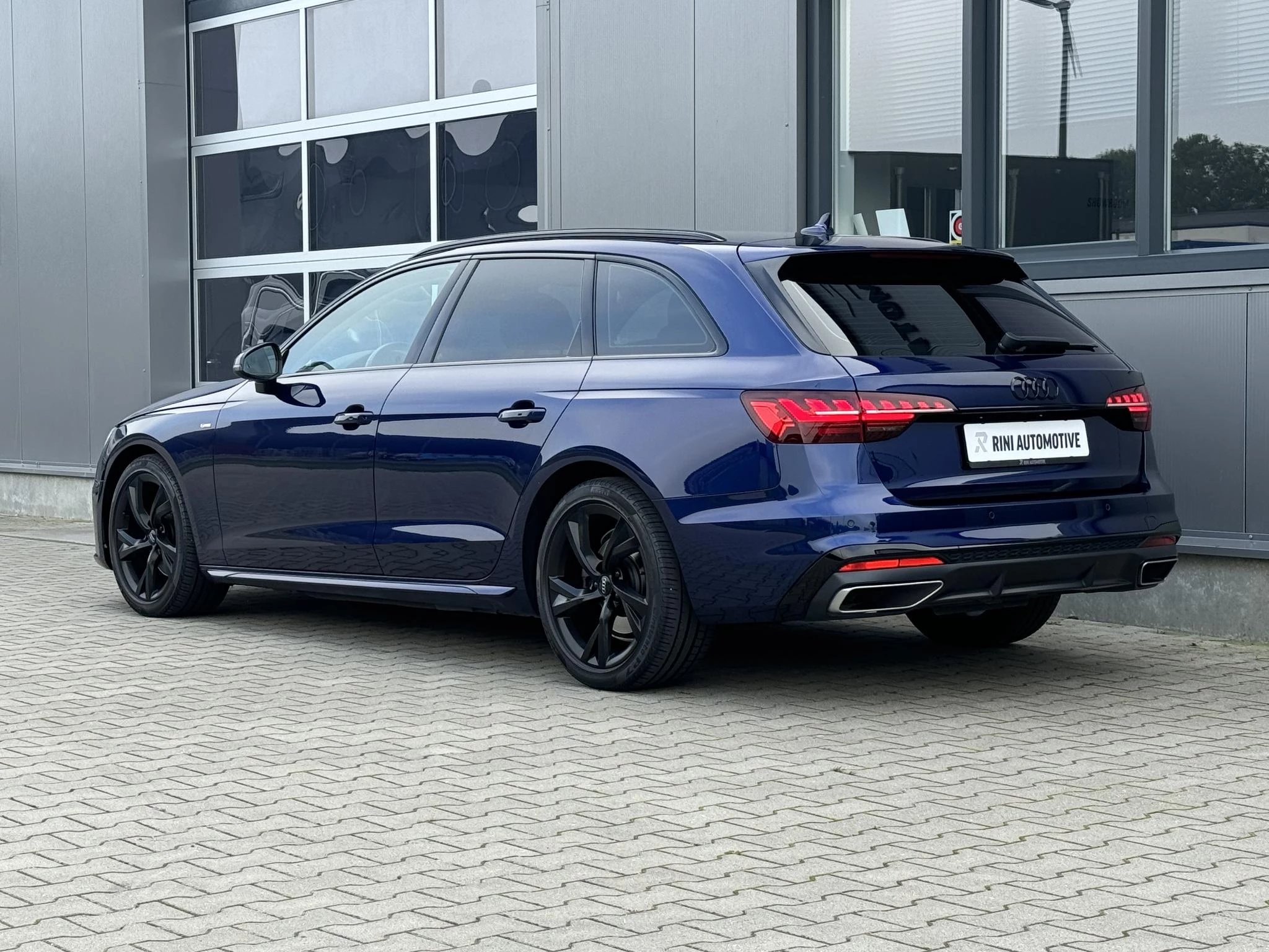 Hoofdafbeelding Audi A4