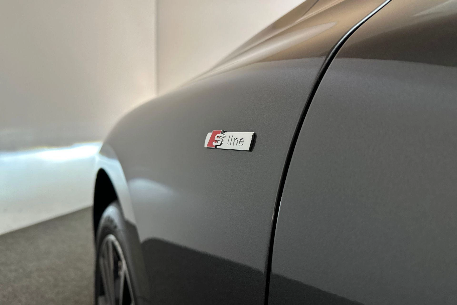 Hoofdafbeelding Audi A6 Avant e-tron