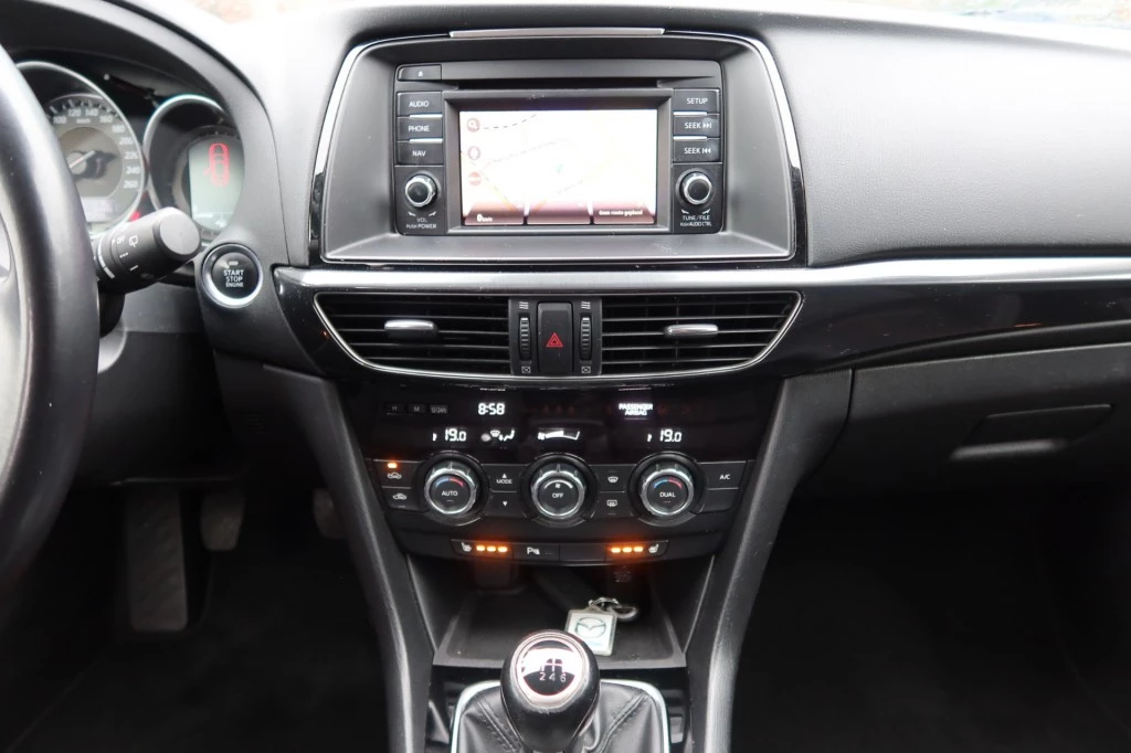 Hoofdafbeelding Mazda 6