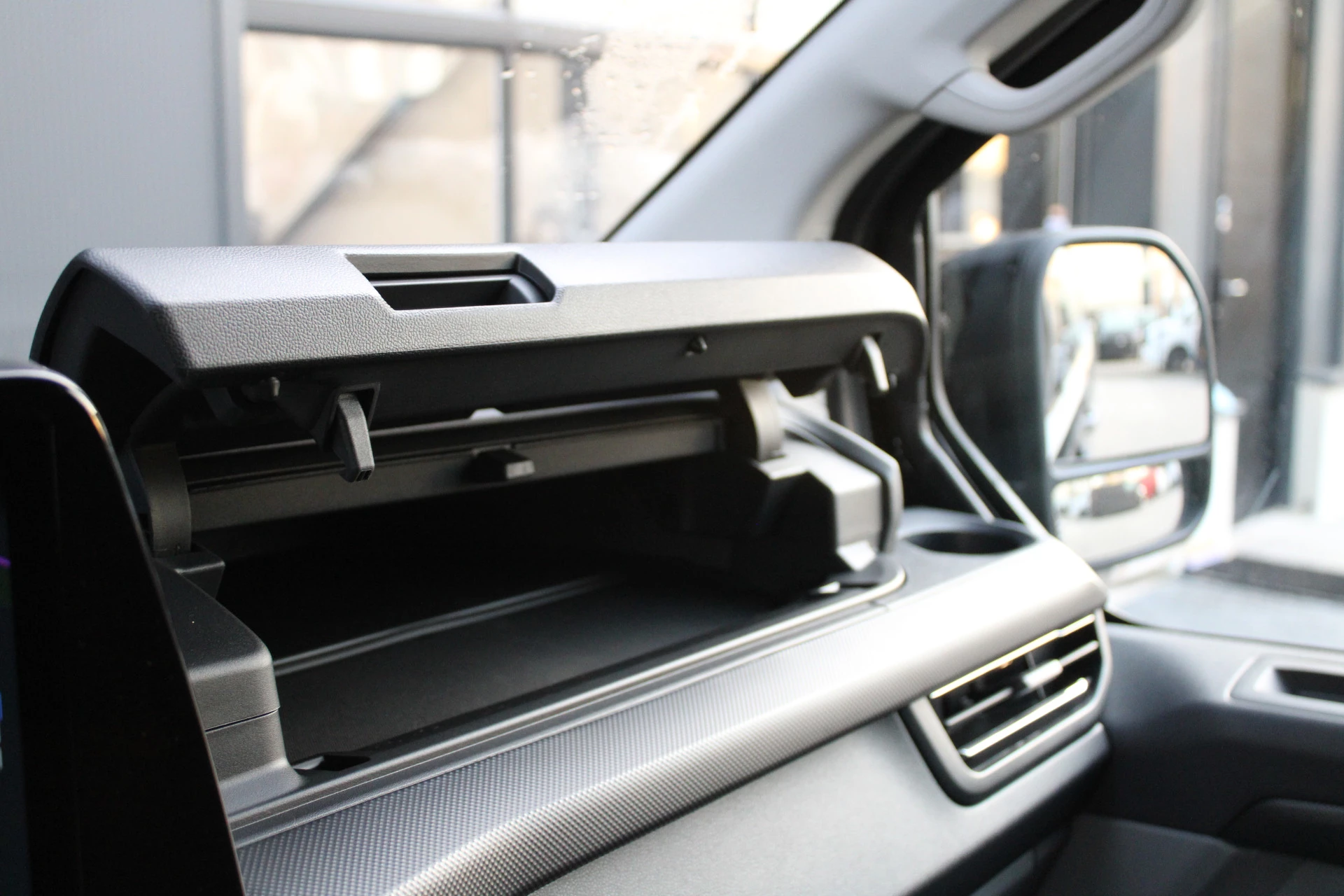 Hoofdafbeelding Ford E-Transit Custom