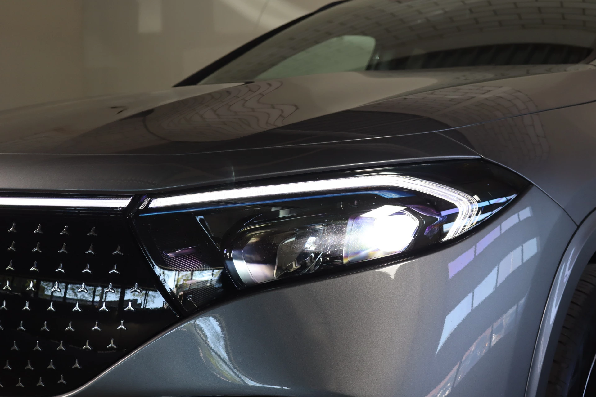 Hoofdafbeelding Mercedes-Benz EQA