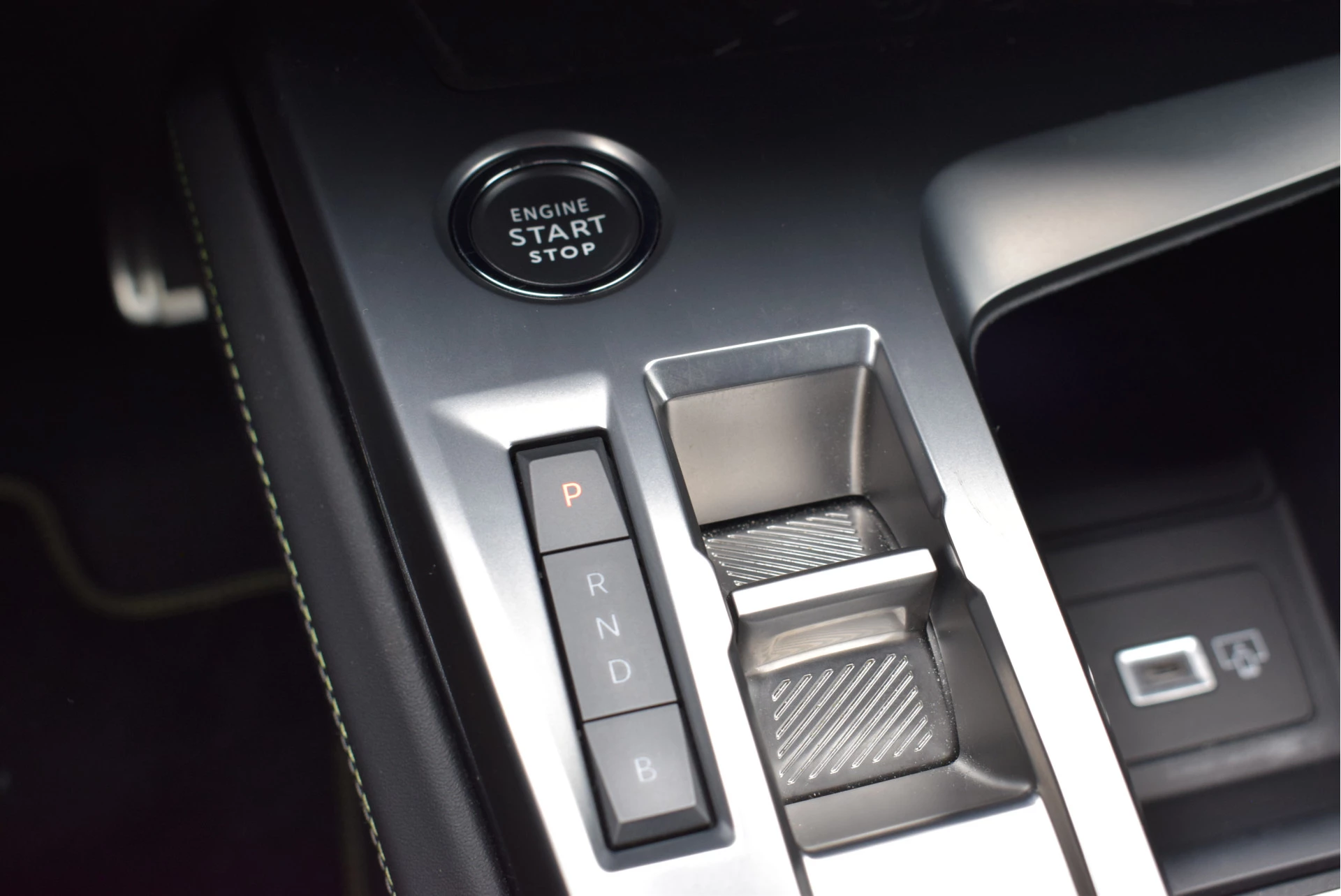 Hoofdafbeelding Peugeot 408