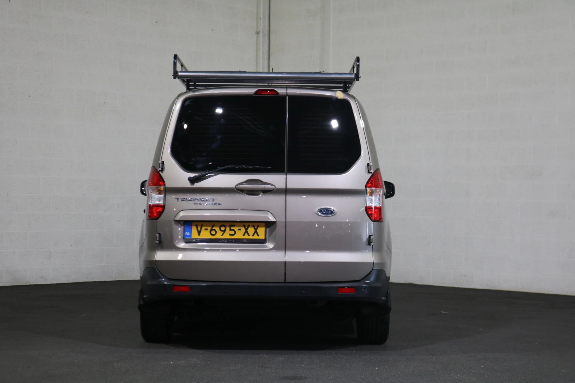 Hoofdafbeelding Ford Transit Courier