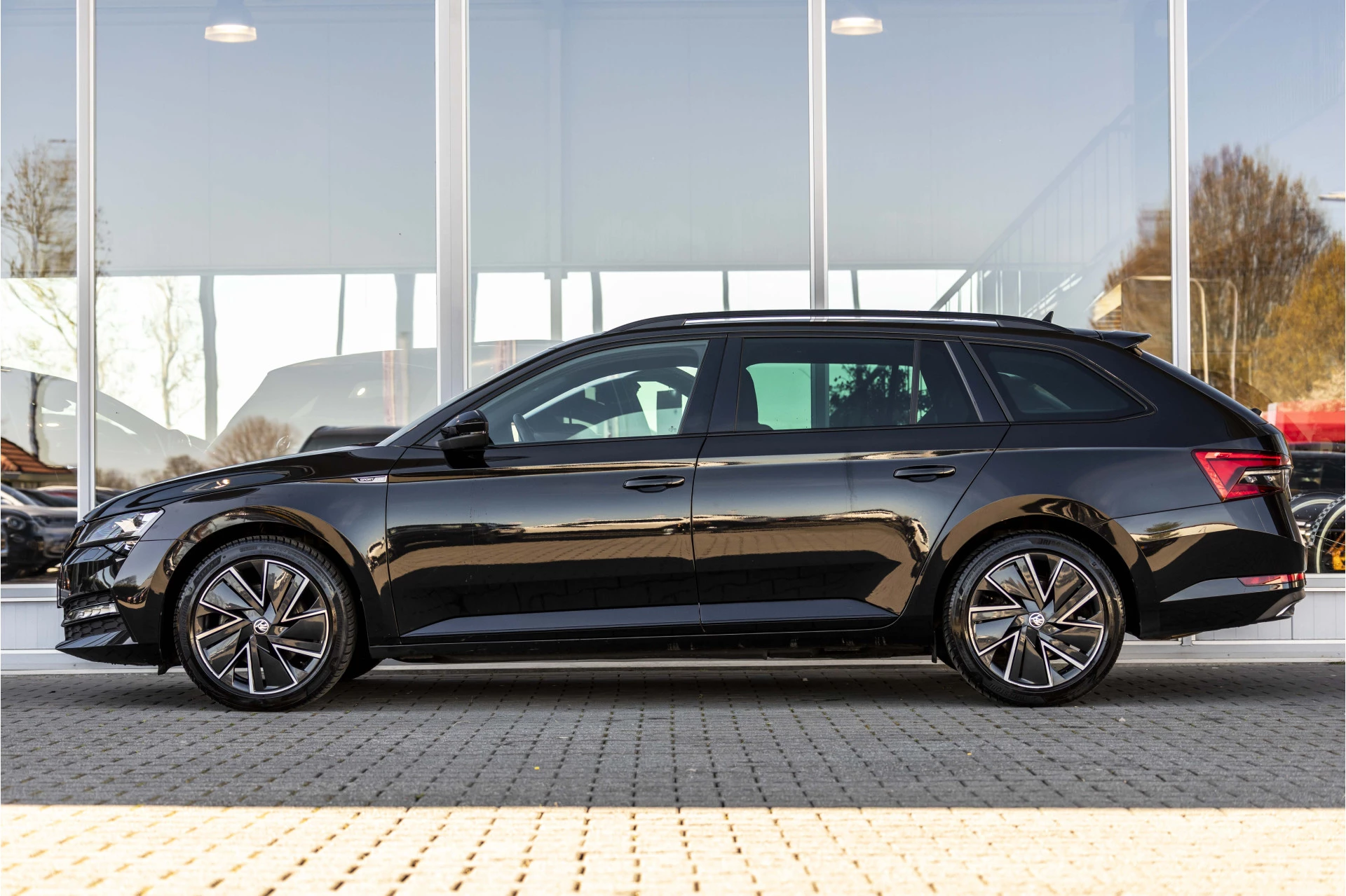 Hoofdafbeelding Škoda Superb