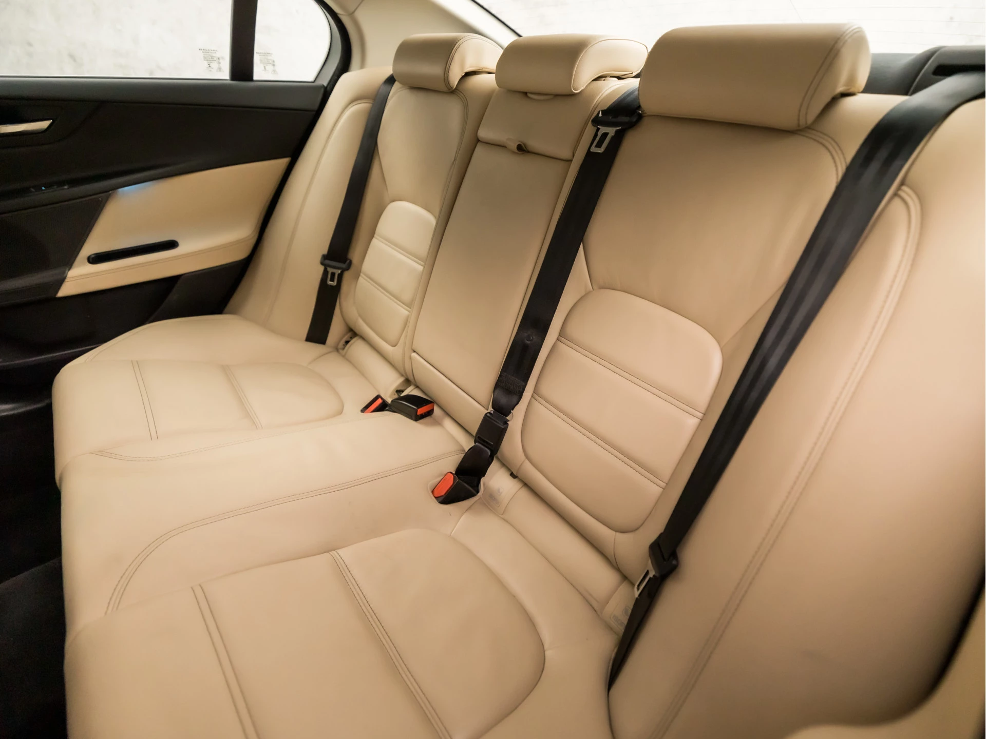 Hoofdafbeelding Jaguar XE