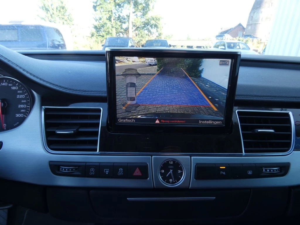 Hoofdafbeelding Audi A8