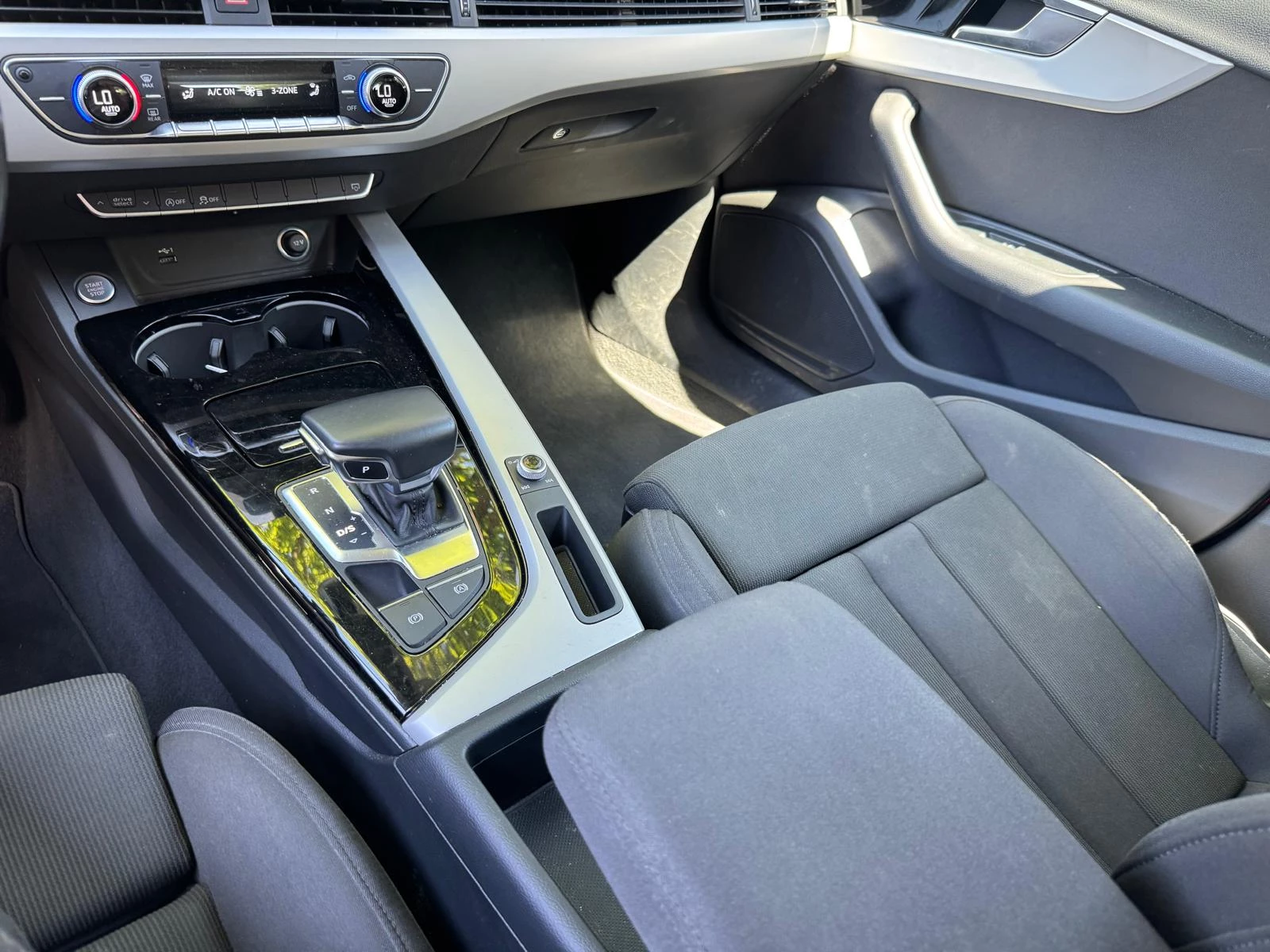 Hoofdafbeelding Audi A4