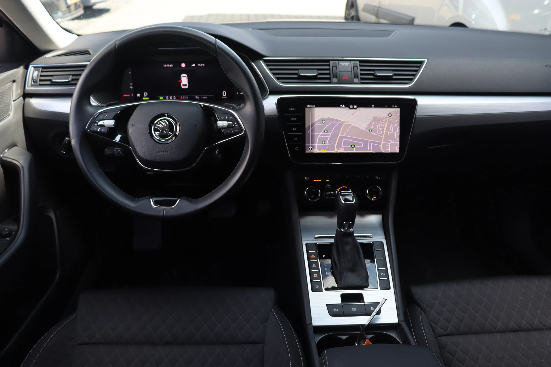 Hoofdafbeelding Škoda Superb