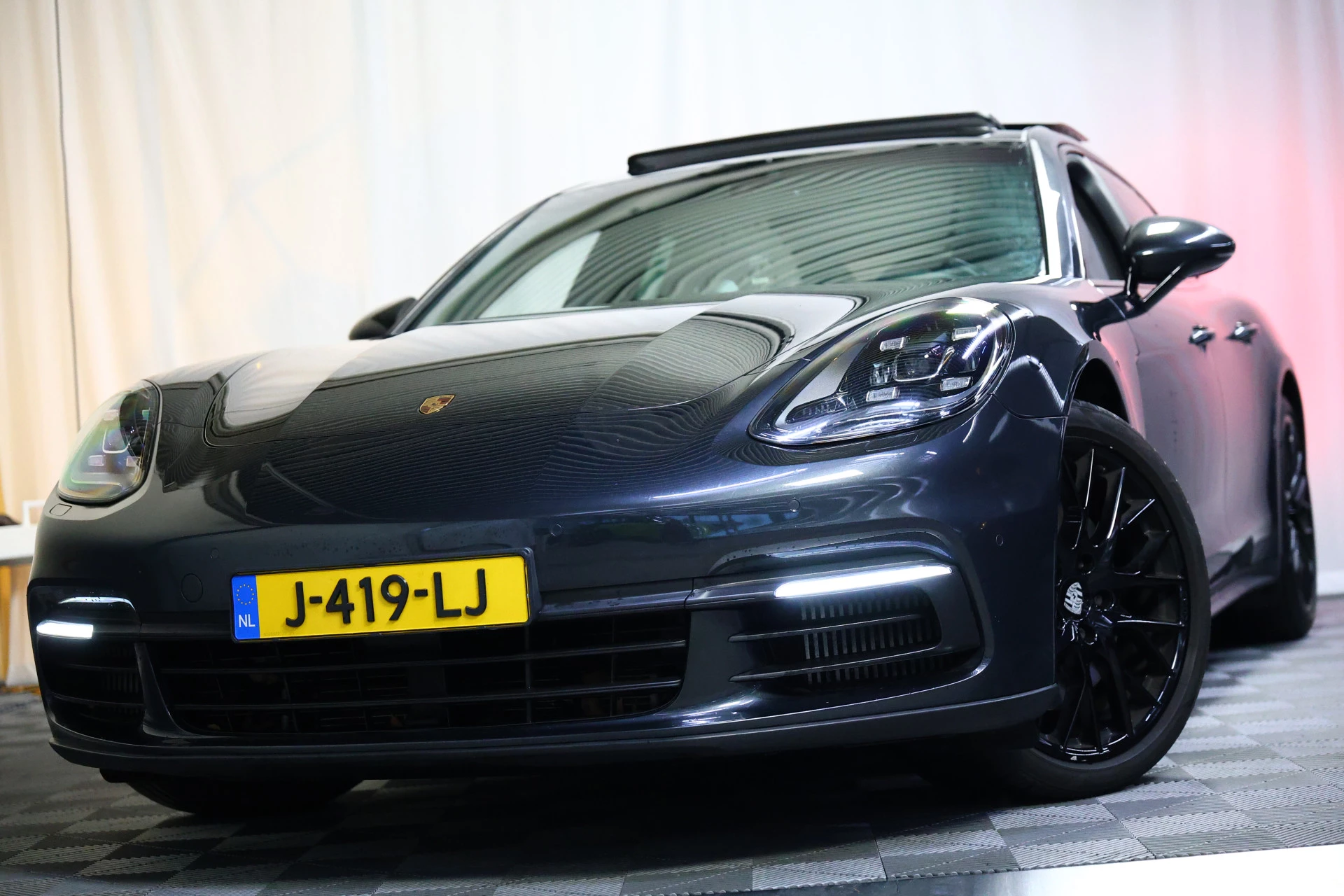 Hoofdafbeelding Porsche Panamera