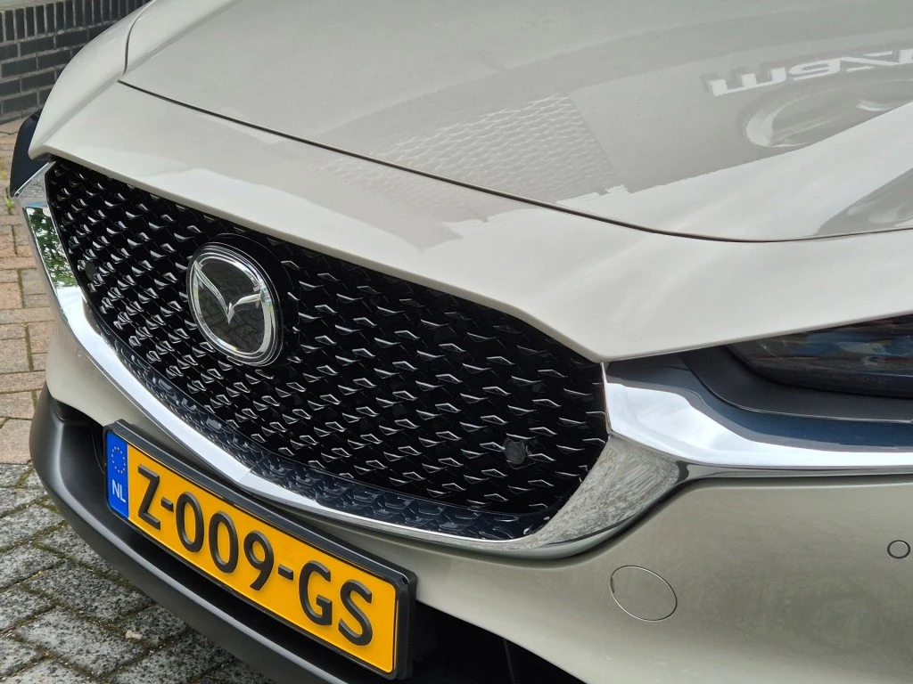 Hoofdafbeelding Mazda CX-30