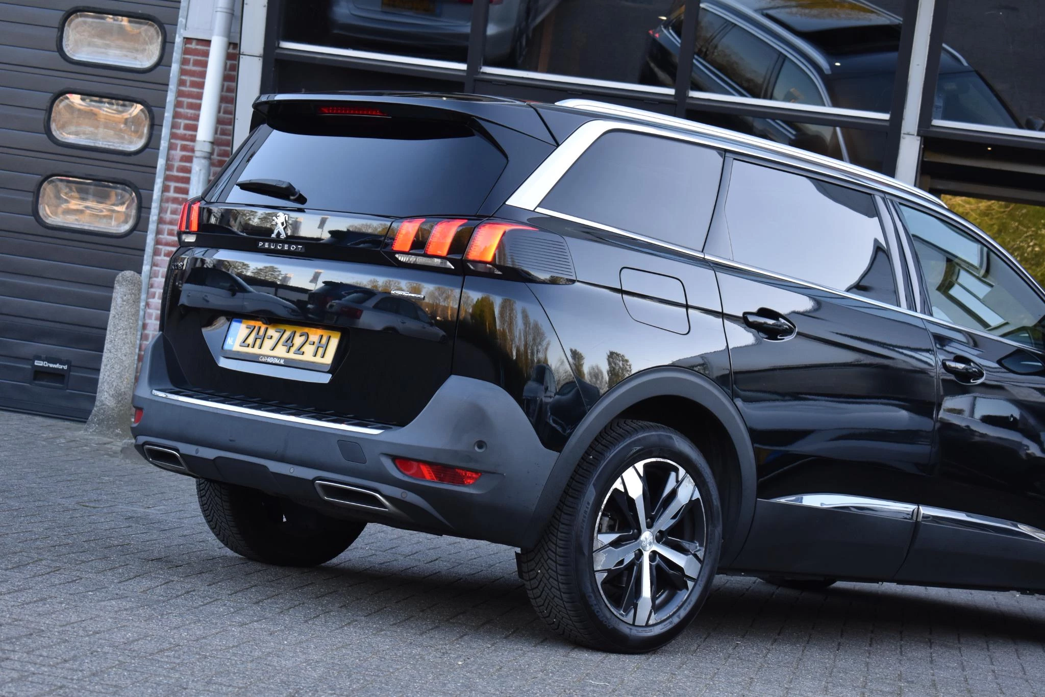 Hoofdafbeelding Peugeot 5008