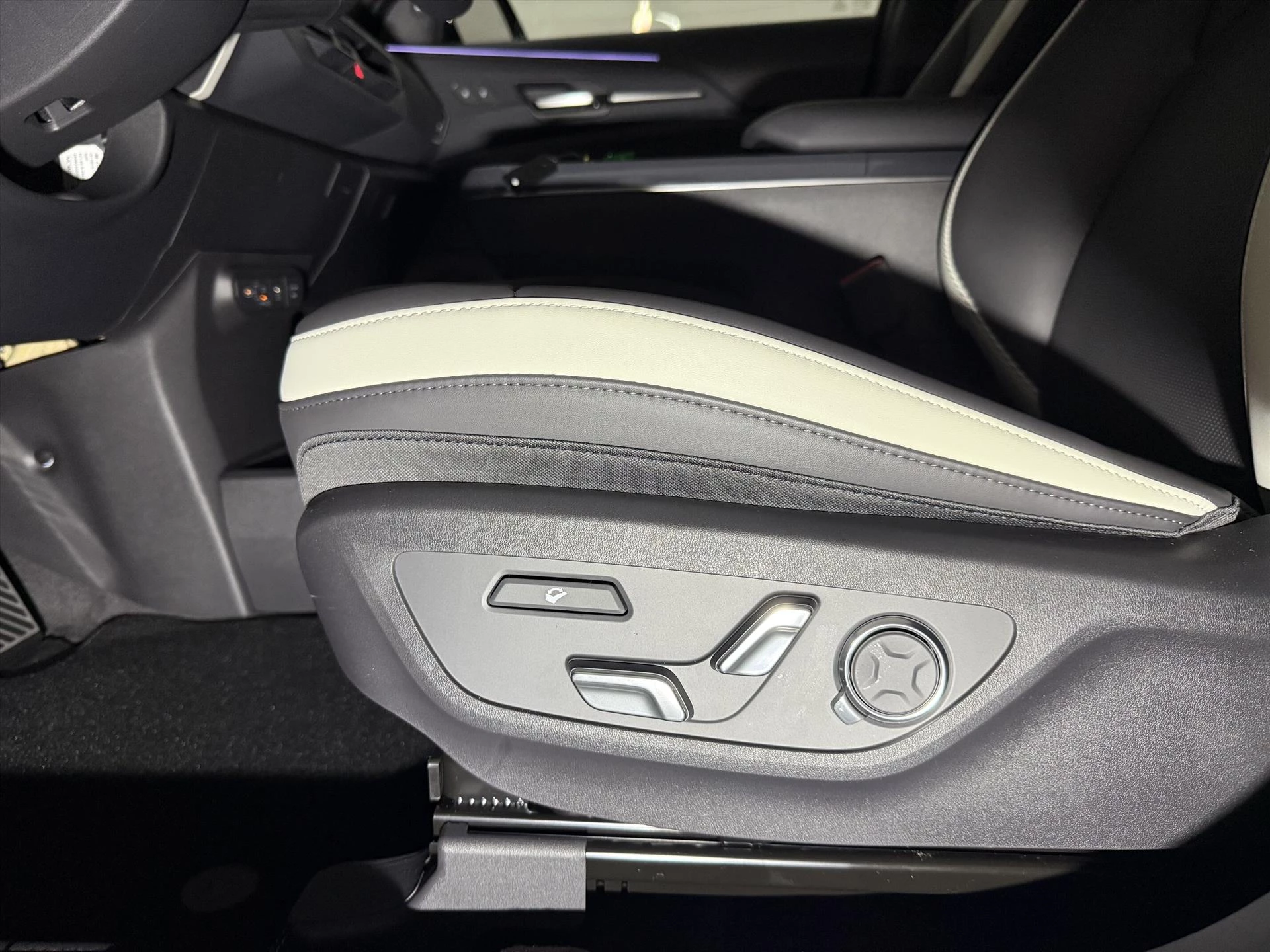 Hoofdafbeelding Kia EV5