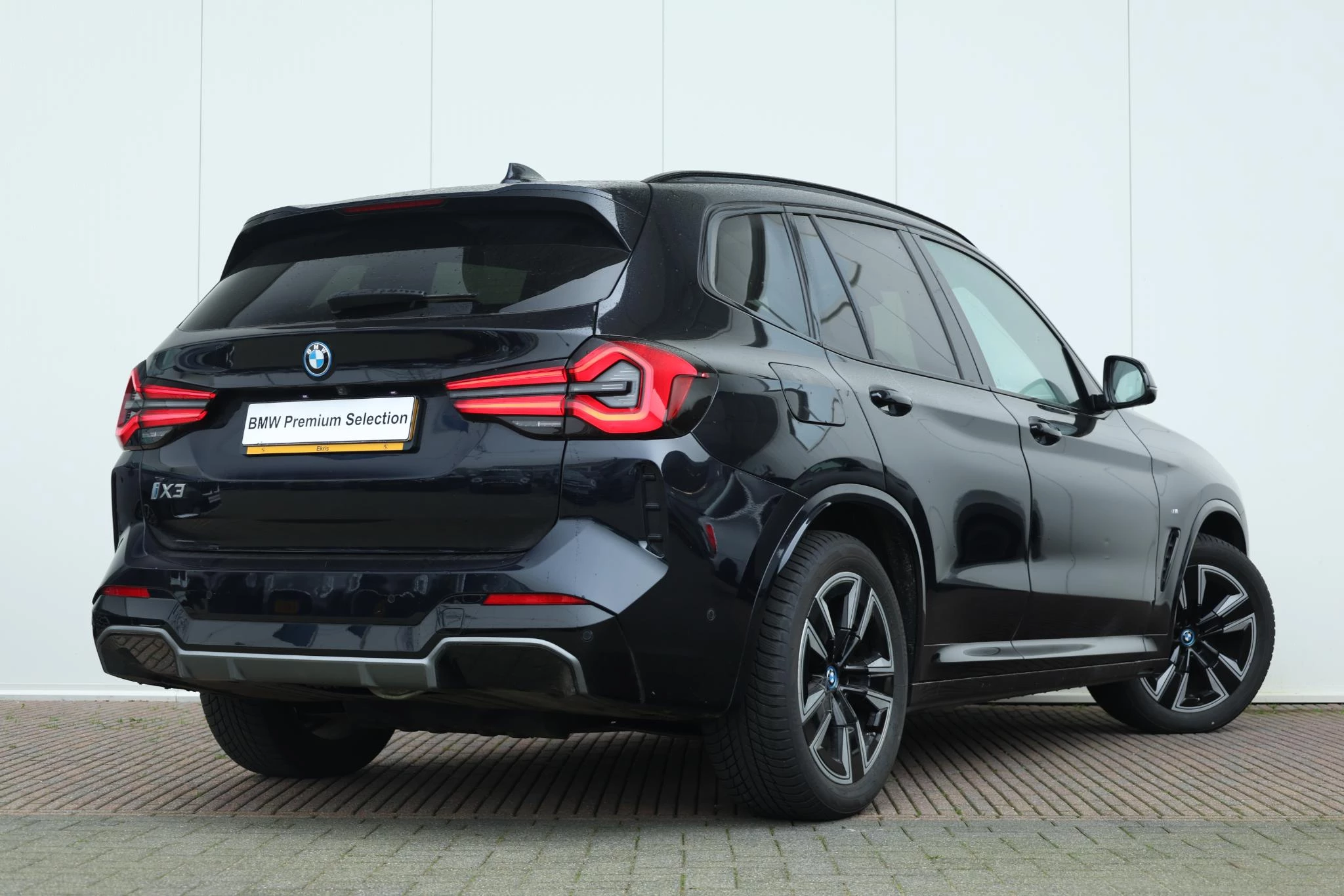 Hoofdafbeelding BMW iX3