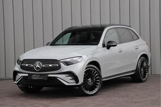 Hoofdafbeelding Mercedes-Benz GLC Mercedes-Benz GLC 400e AMG 4-Matic | 381PK | Achterasbesturing | Luchtvering | Pano | Head-up | Keyles-go | Sfeerverlichting | Memory | Distronic | Stuurwielverw. | 2025.