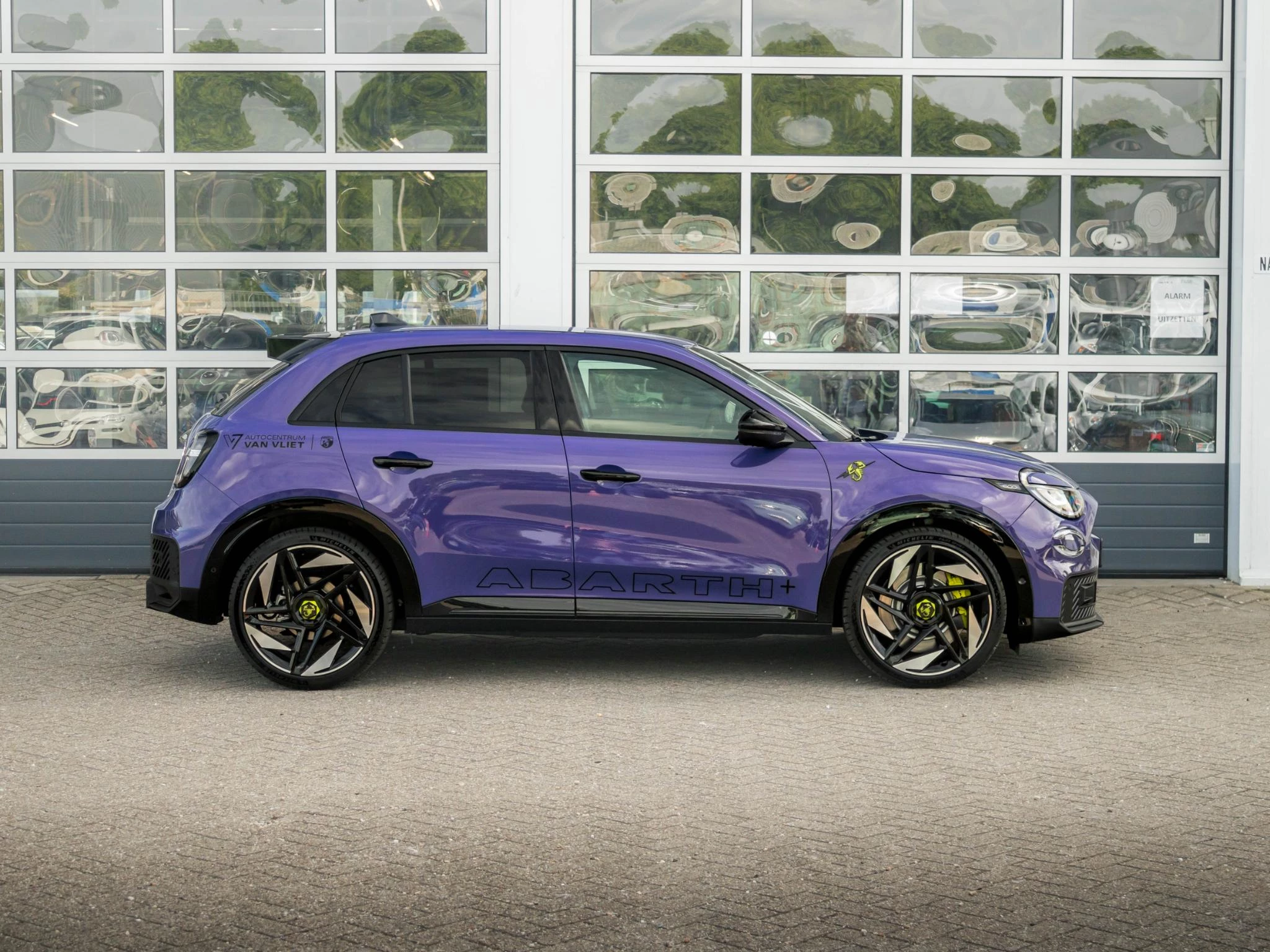 Hoofdafbeelding Abarth 600e