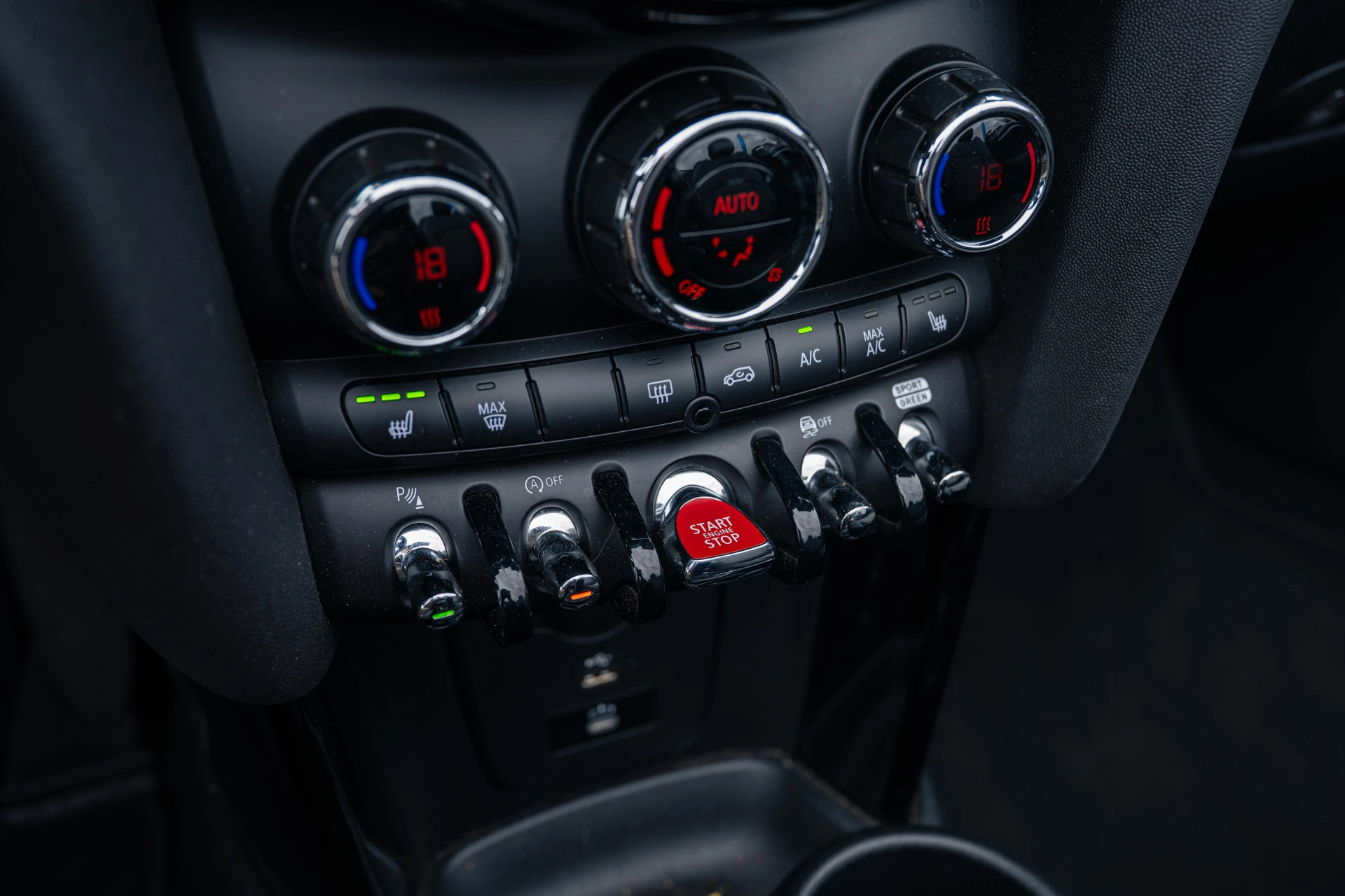 Hoofdafbeelding MINI Cooper Cabrio