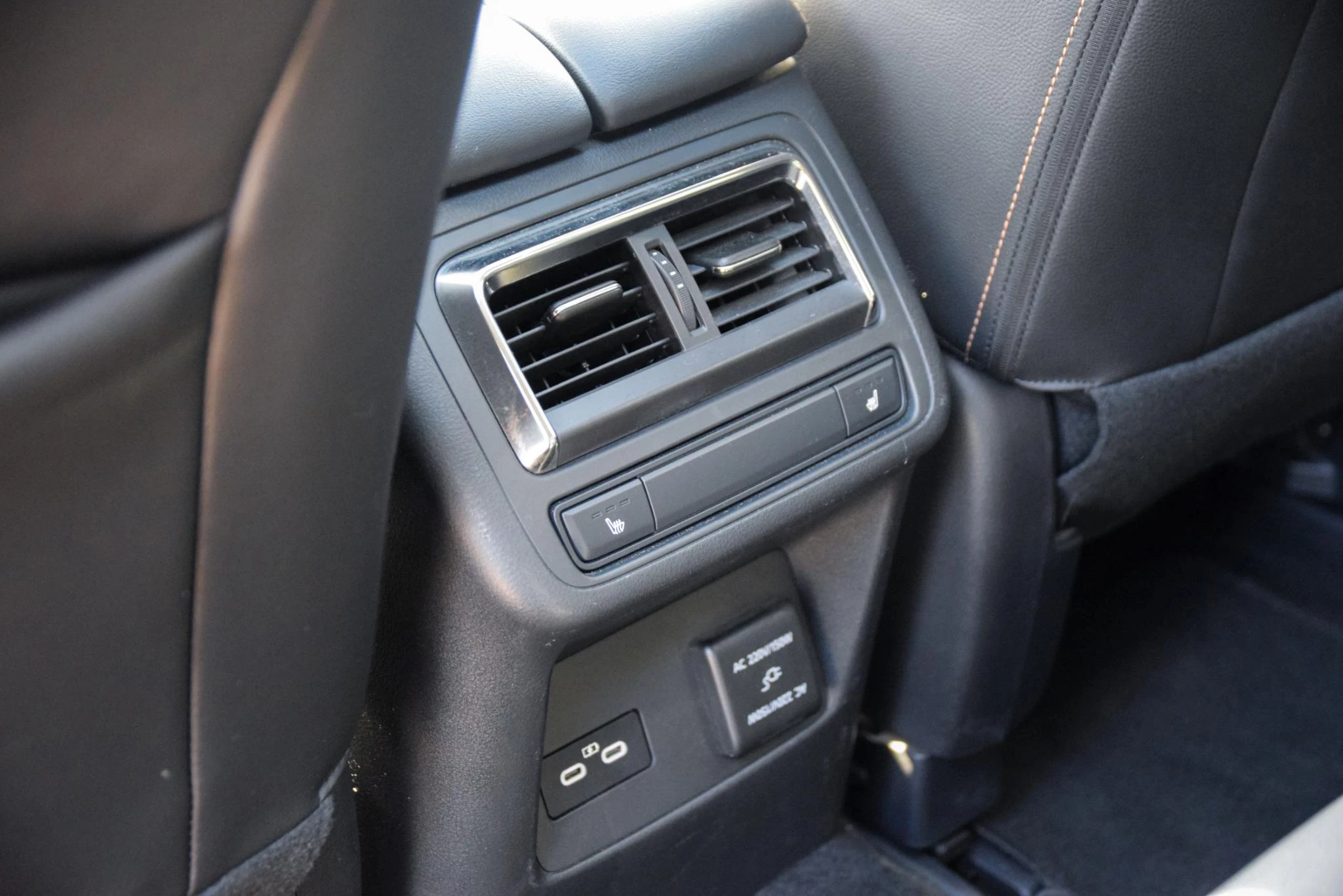 Hoofdafbeelding Mazda CX-60