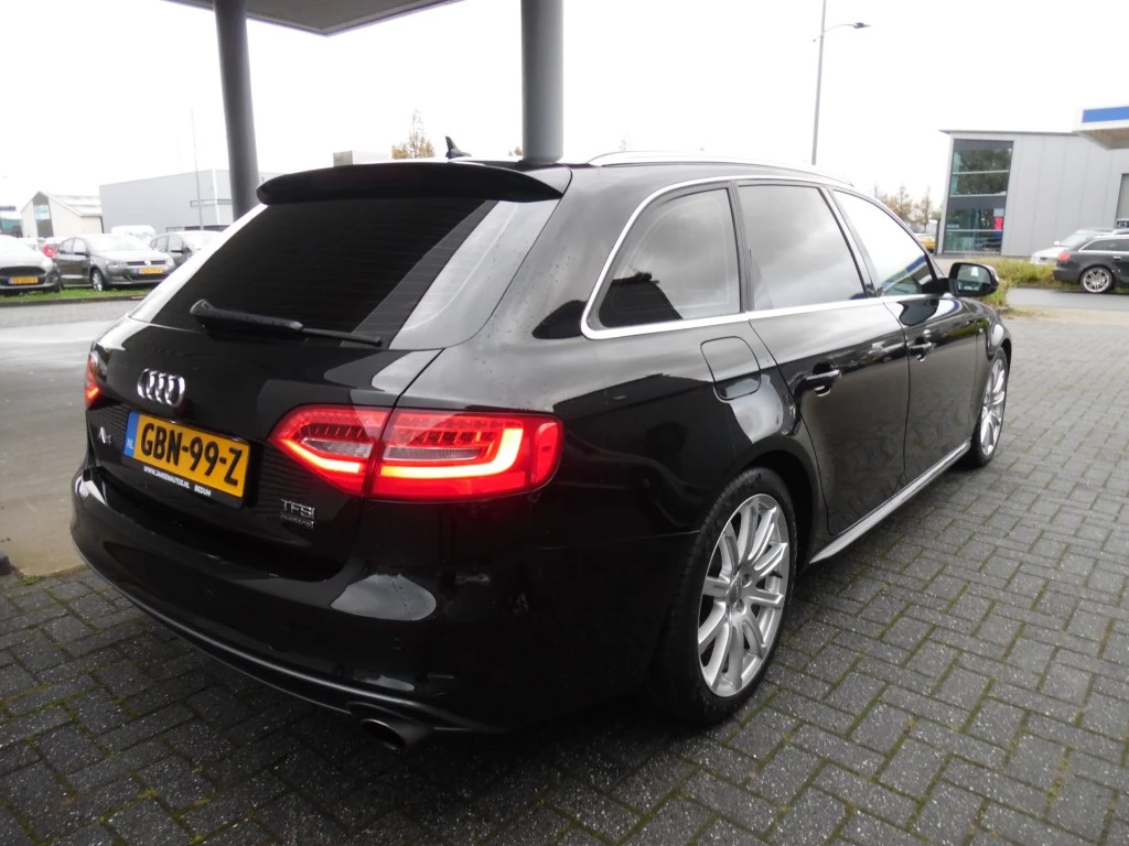 Hoofdafbeelding Audi A4