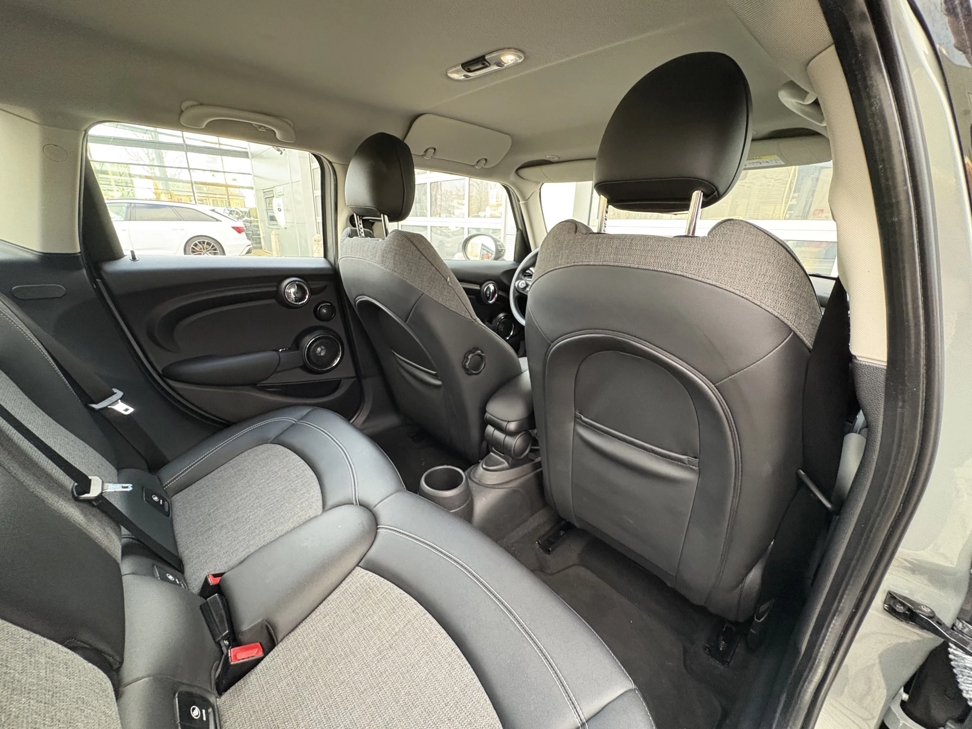 Hoofdafbeelding MINI Cooper