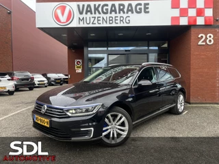 Volkswagen Passat Variant 1.4 TSI GTE // VIRTUAL COCKPIT // HALF LEDER-ALCANTARA // ADAPT. CRUISE // SCHUIF-KANTELDAK // KEYLESS // CAMERA // ELEK. ACHTERKLEP //