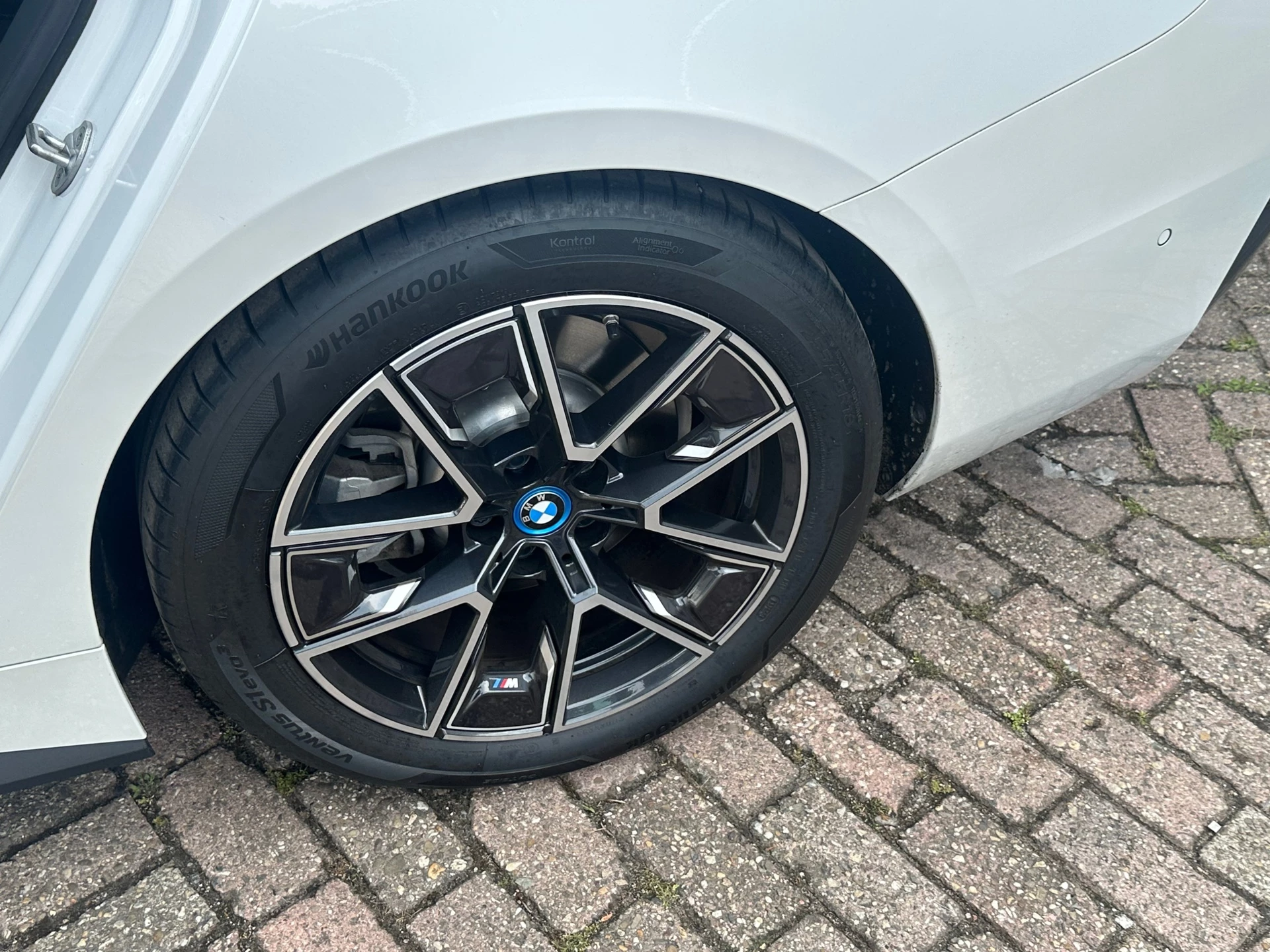 Hoofdafbeelding BMW i4