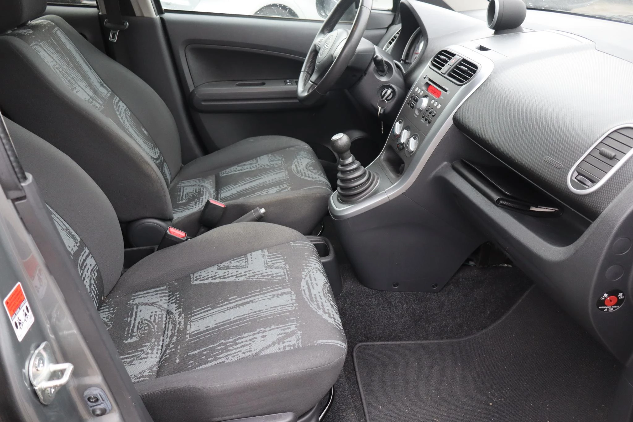 Hoofdafbeelding Opel Agila