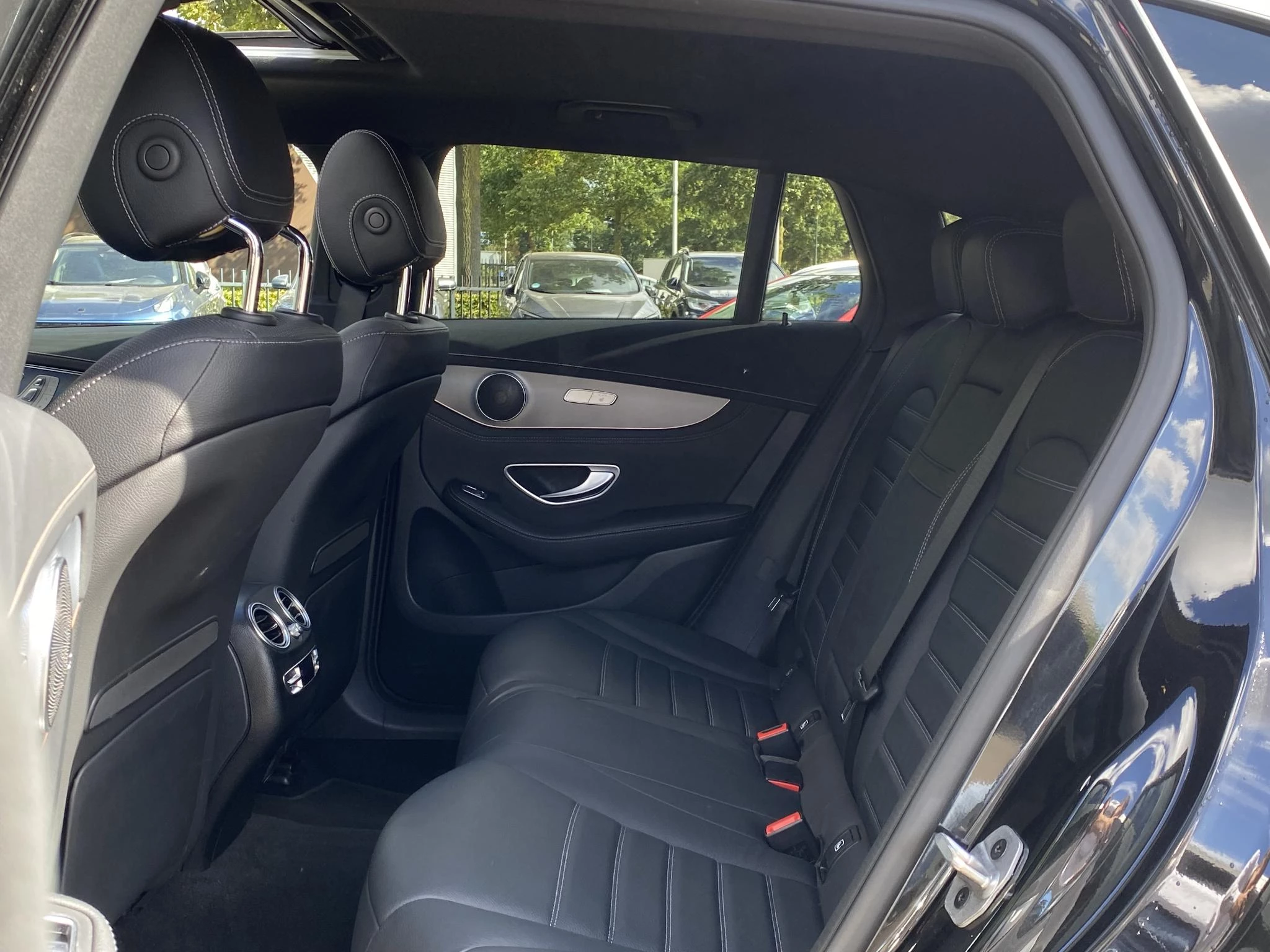 Hoofdafbeelding Mercedes-Benz EQC
