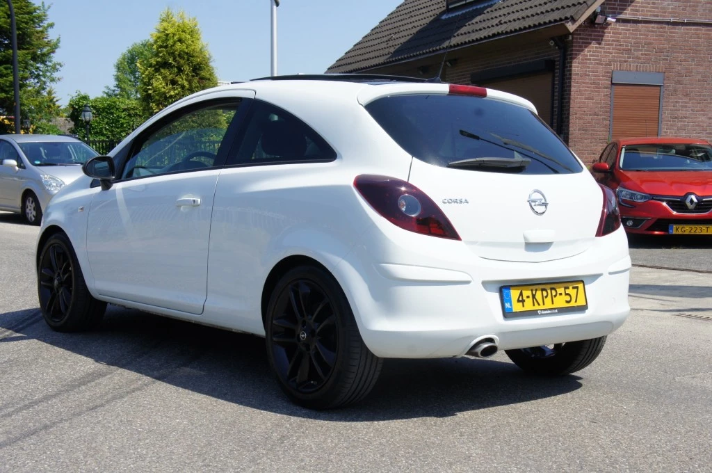Hoofdafbeelding Opel Corsa
