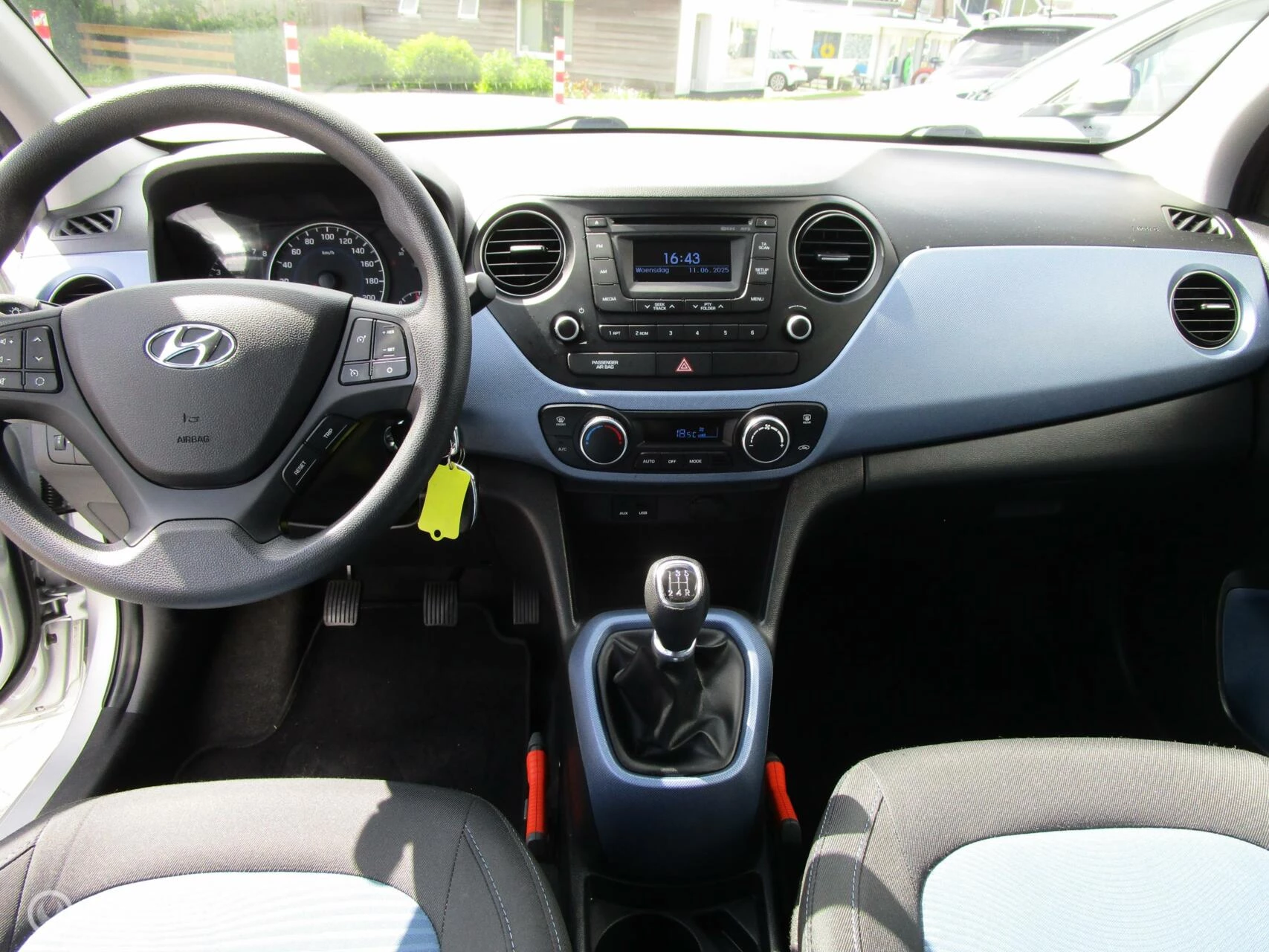 Hoofdafbeelding Hyundai i10