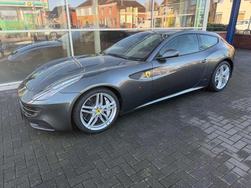 Hoofdafbeelding Ferrari FF