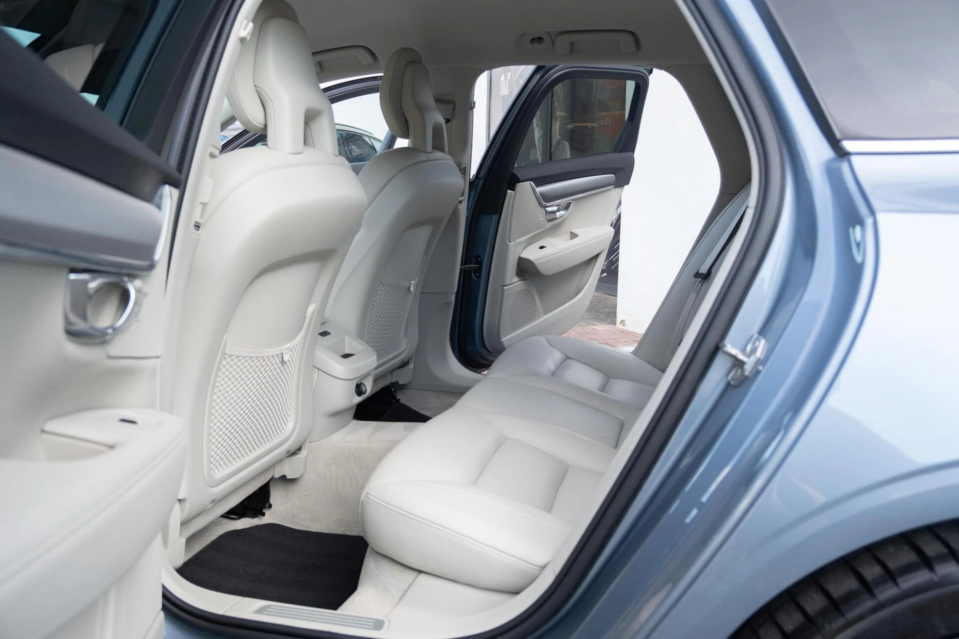 Hoofdafbeelding Volvo V90